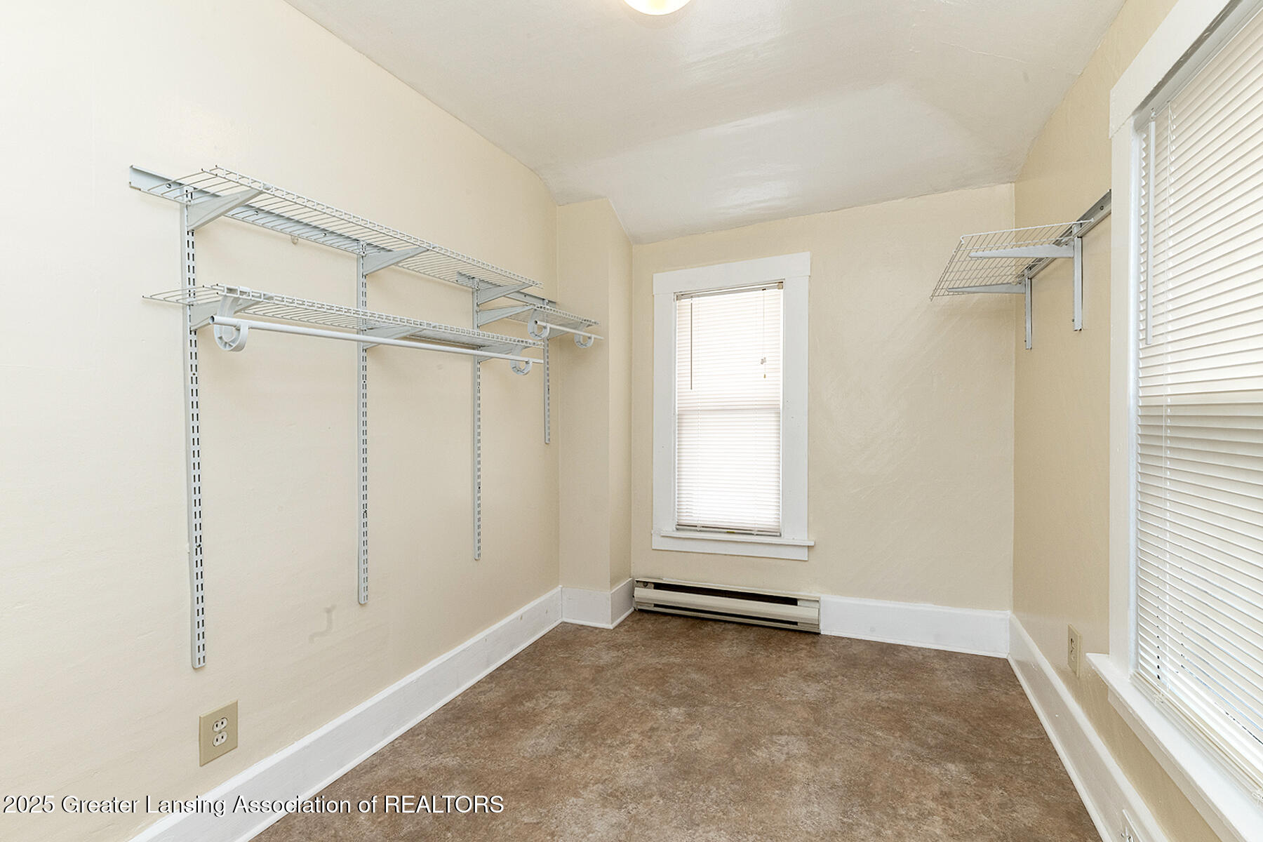 Lansing, Michigan 48915, United States, ,Residential,Active,91235