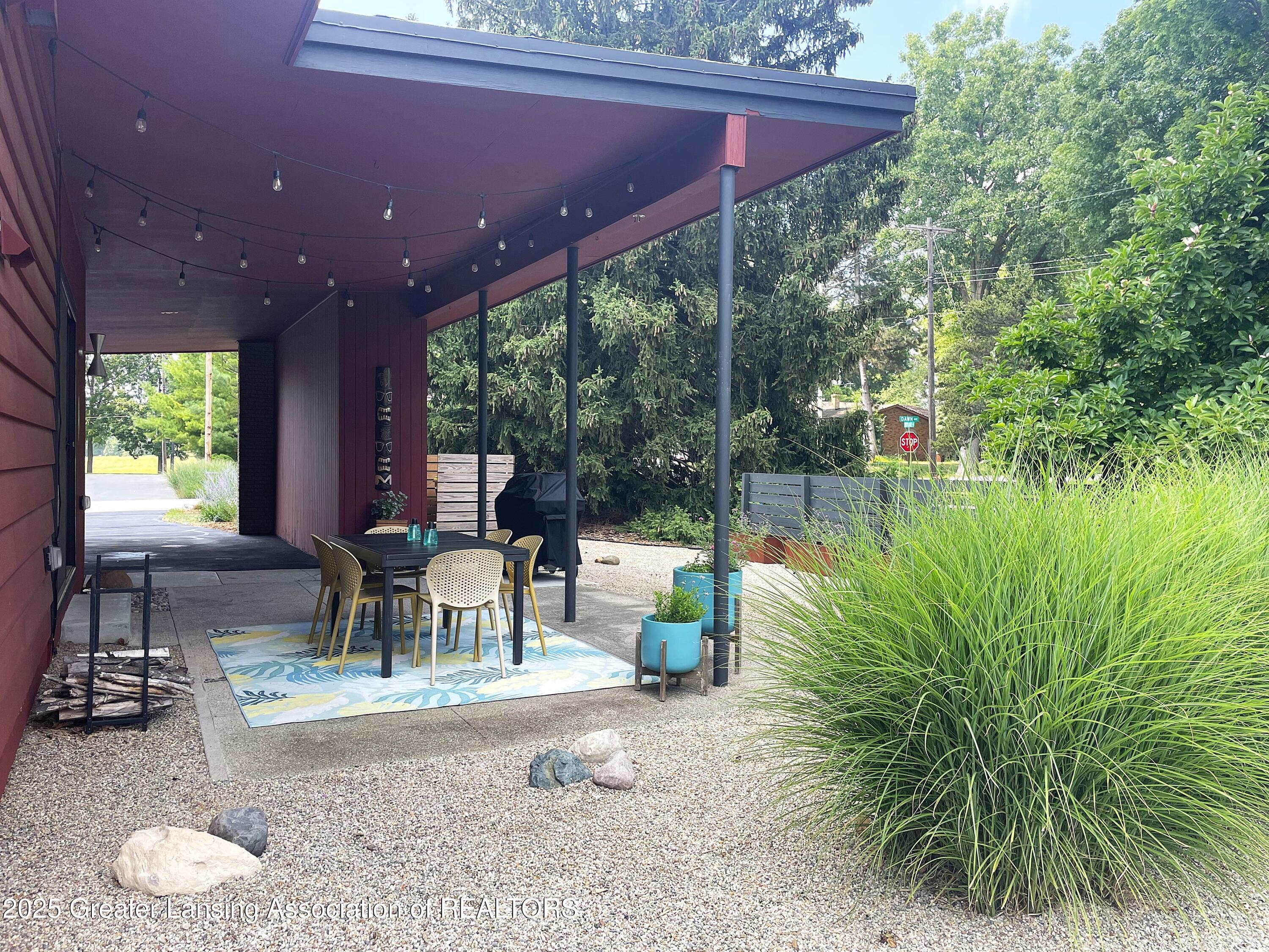 East Lansing, Michigan 48823, United States, 3 Bedrooms Bedrooms, ,2 BathroomsBathrooms,Residential,Coming Soon,177612