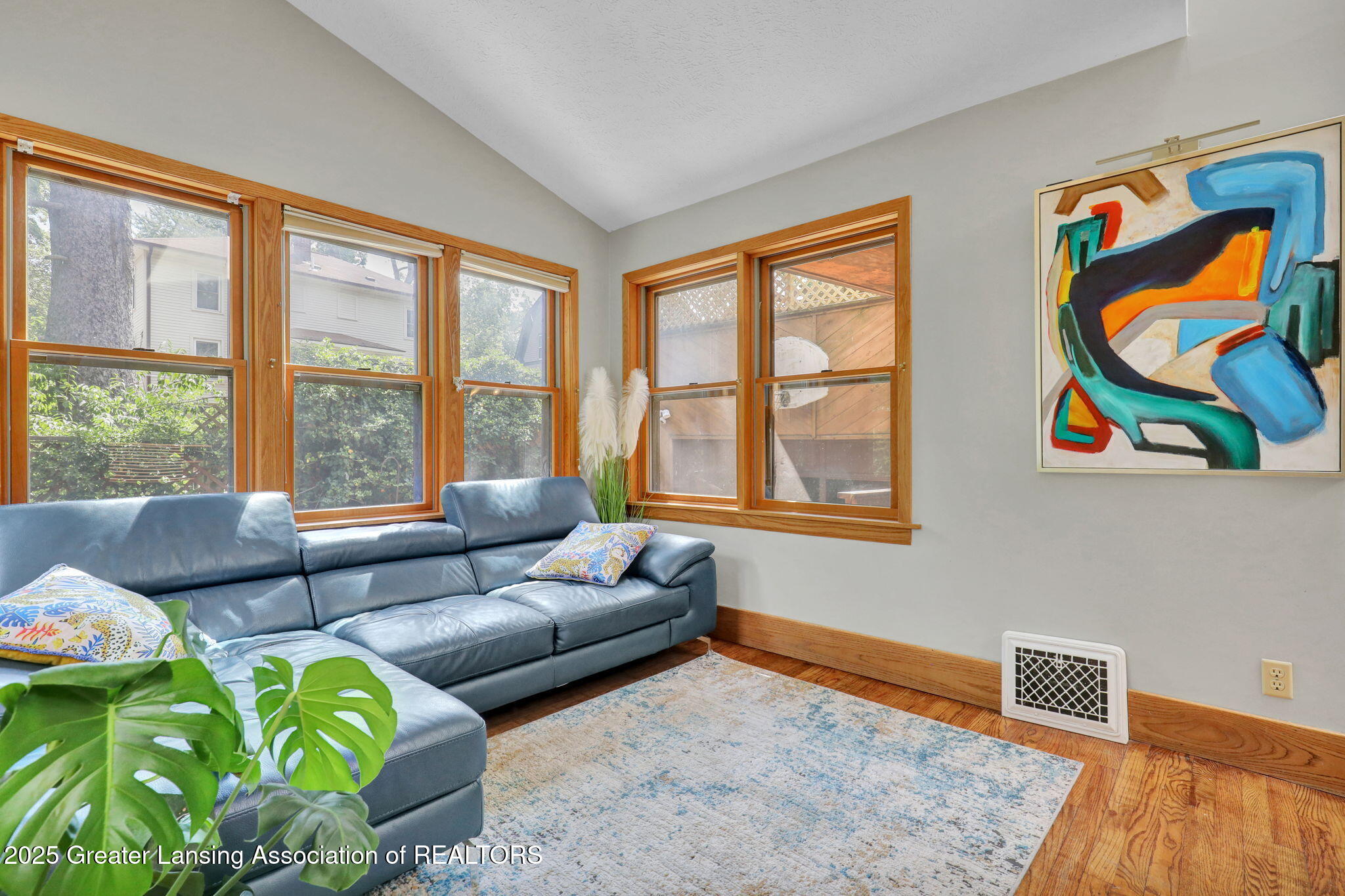 East Lansing, Michigan 48823, United States, 3 Bedrooms Bedrooms, ,2 BathroomsBathrooms,Residential,Active,181210