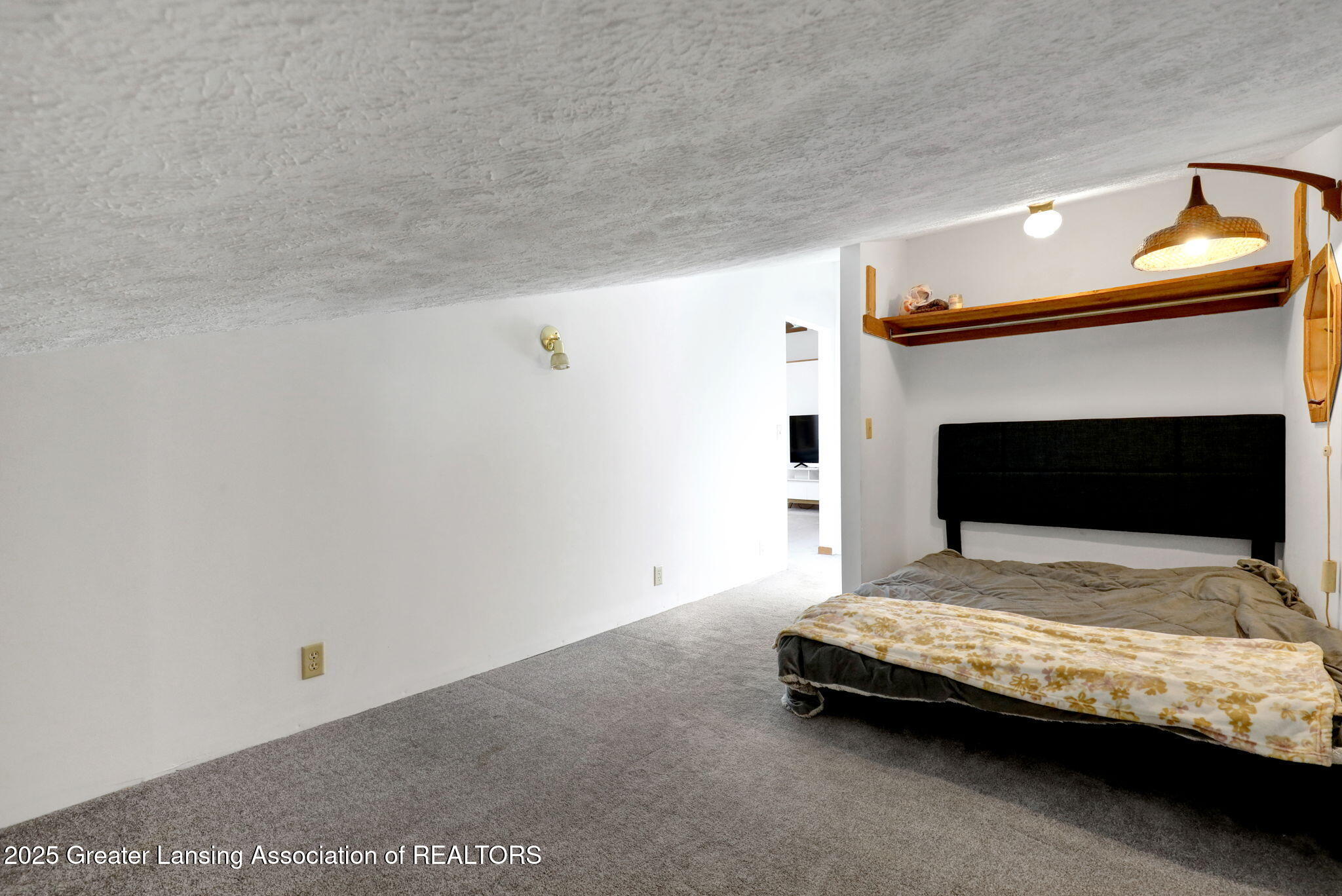 East Lansing, Michigan 48823, United States, 3 Bedrooms Bedrooms, ,2 BathroomsBathrooms,Residential,Active,181210