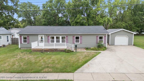 Photo for 823 Pleasant Street
