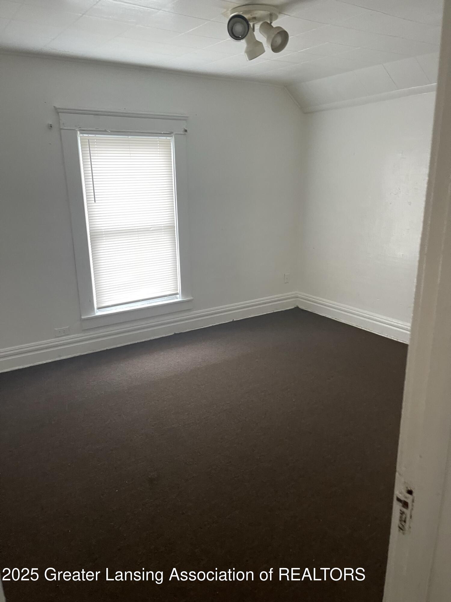 Lansing, Michigan 48906, United States, ,2 BathroomsBathrooms,Residential,Active,227437