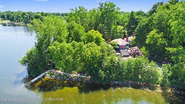 9300 LOOKOUT POINT DR, LAINGSBURG, MI 48848 - Image 41e53560945be2cf720bb1e4bbcee185/2493296997