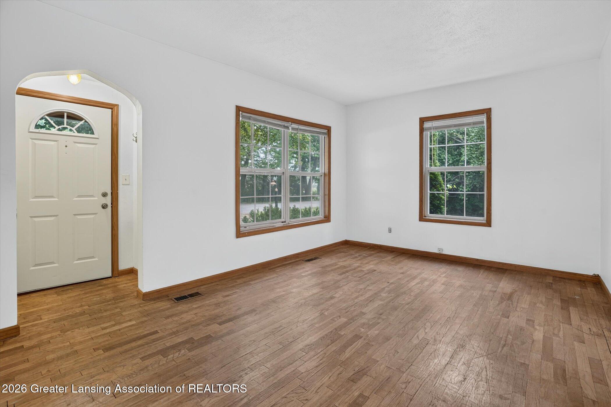 2415 W Washtenaw Street - Photo 4