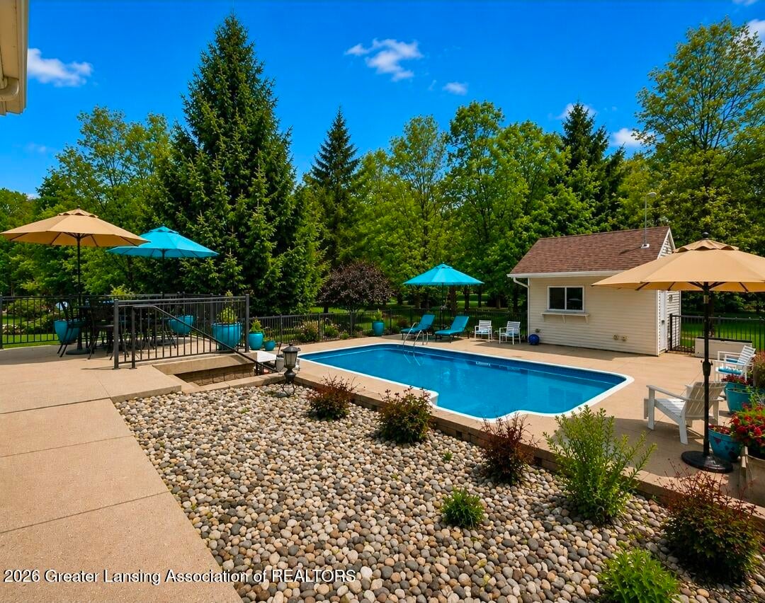 1800 Wilderness Dr, Dewitt, MI, 48820, USA, 5 Bedrooms Bedrooms, ,3 BathroomsBathrooms,Residential,Active,1800 Wilderness Dr,295947