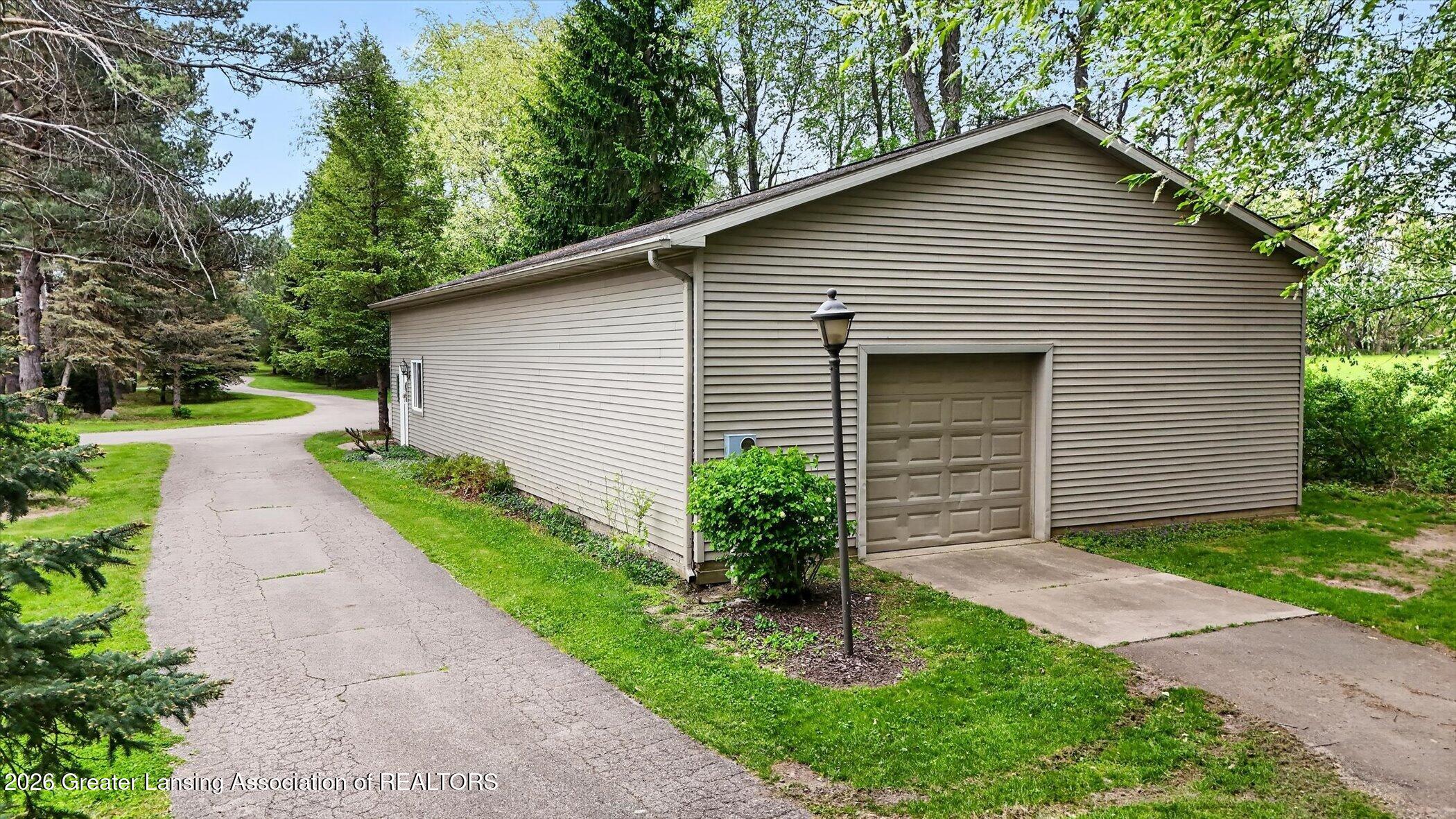 1800 Wilderness Dr, Dewitt, MI, 48820, USA, 5 Bedrooms Bedrooms, ,3 BathroomsBathrooms,Residential,Active,1800 Wilderness Dr,295947