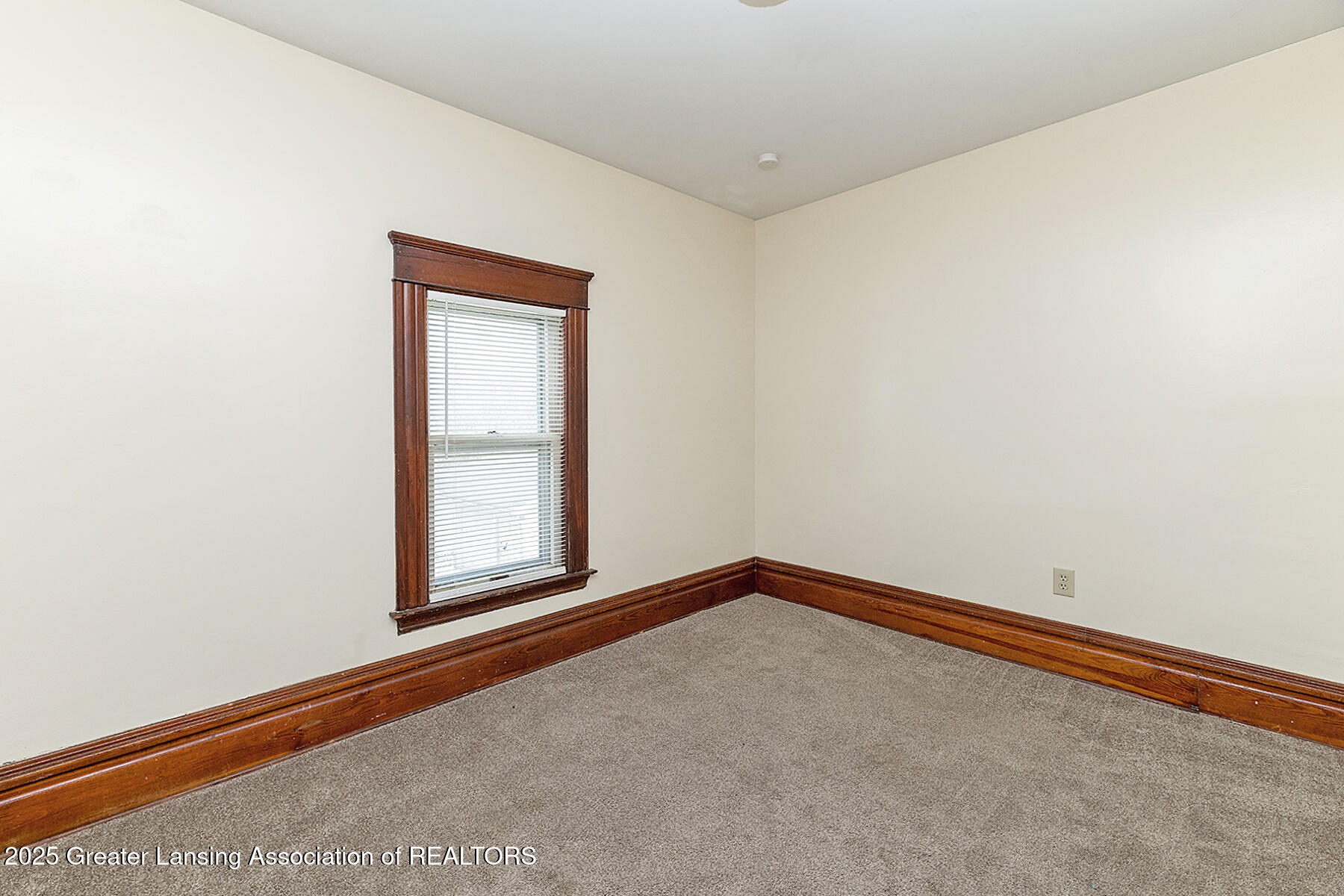 Lansing, Michigan 48915, United States, ,Residential,Active,221932