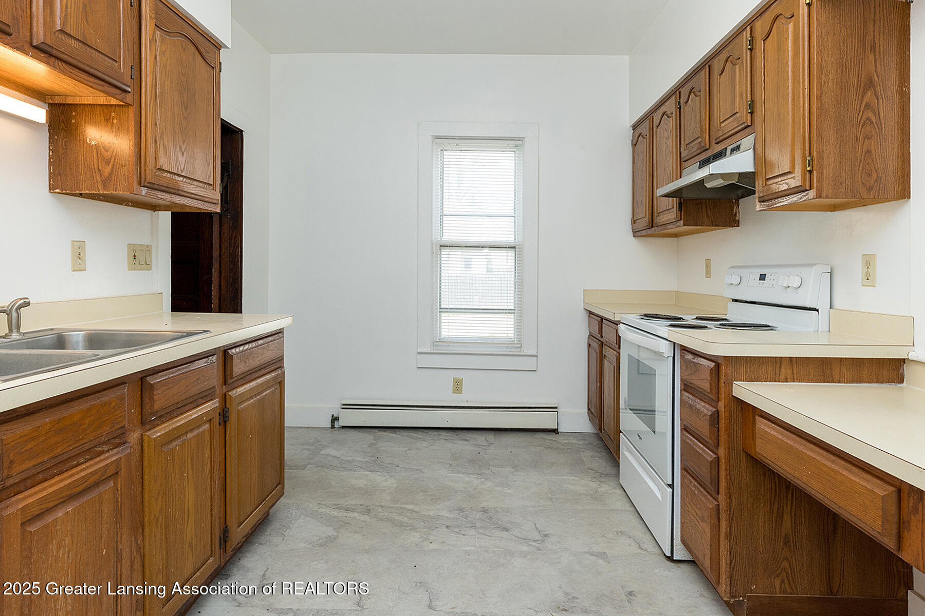 Lansing, Michigan 48915, United States, ,Residential,Active,221932