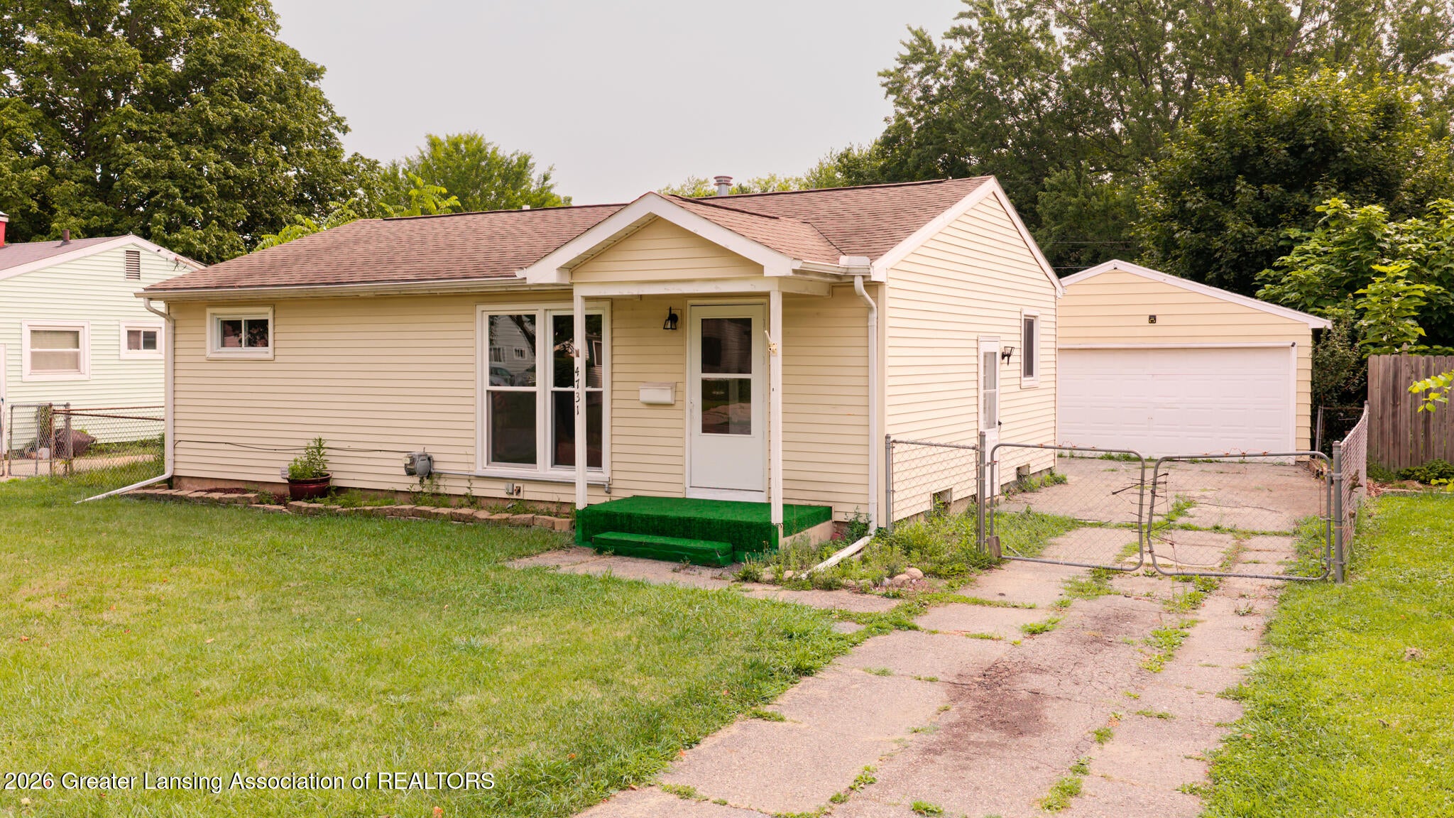 4731 Lowcroft Avenue - Photo 3