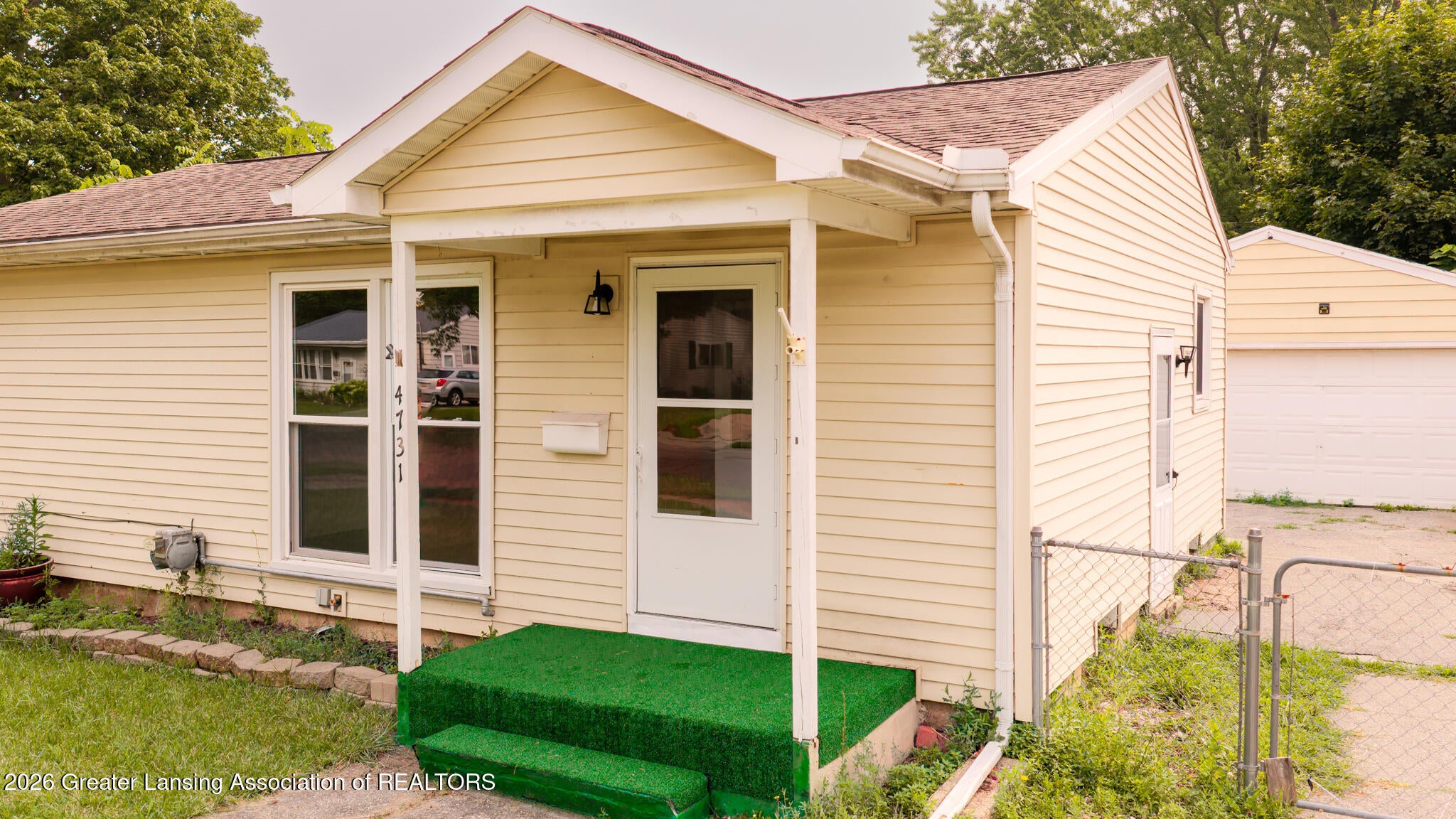 4731 Lowcroft Avenue - Photo 4