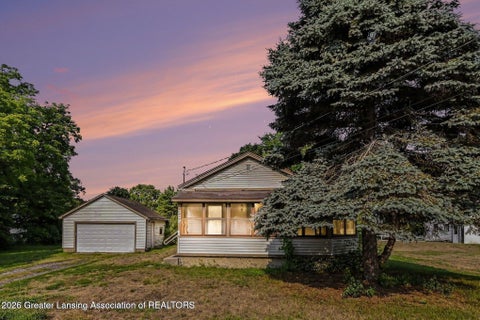 Photo for 309 Burgess Street