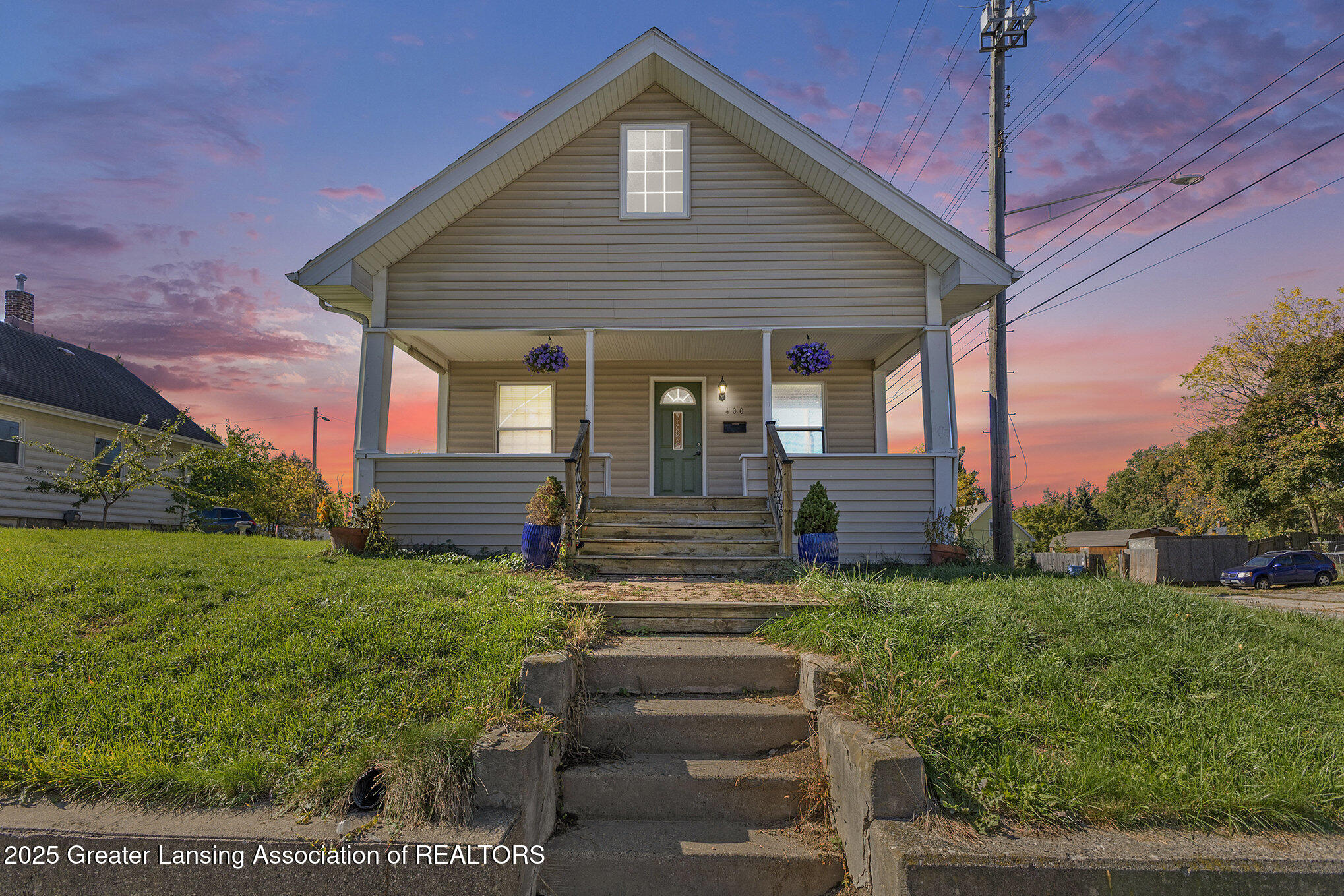 Lansing, Michigan 48912, United States, 3 Bedrooms Bedrooms, ,2 BathroomsBathrooms,Residential,Active,231340