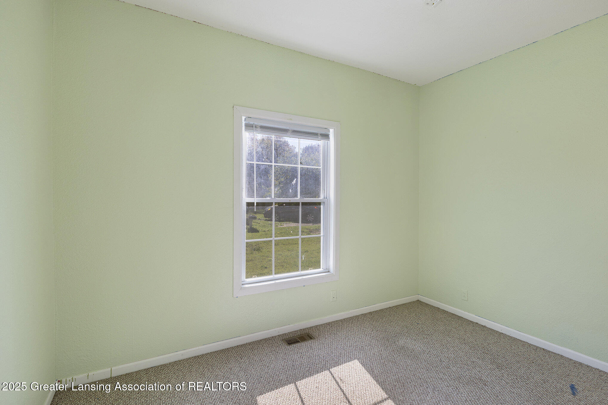 Lansing, Michigan 48912, United States, 3 Bedrooms Bedrooms, ,2 BathroomsBathrooms,Residential,Active,231340