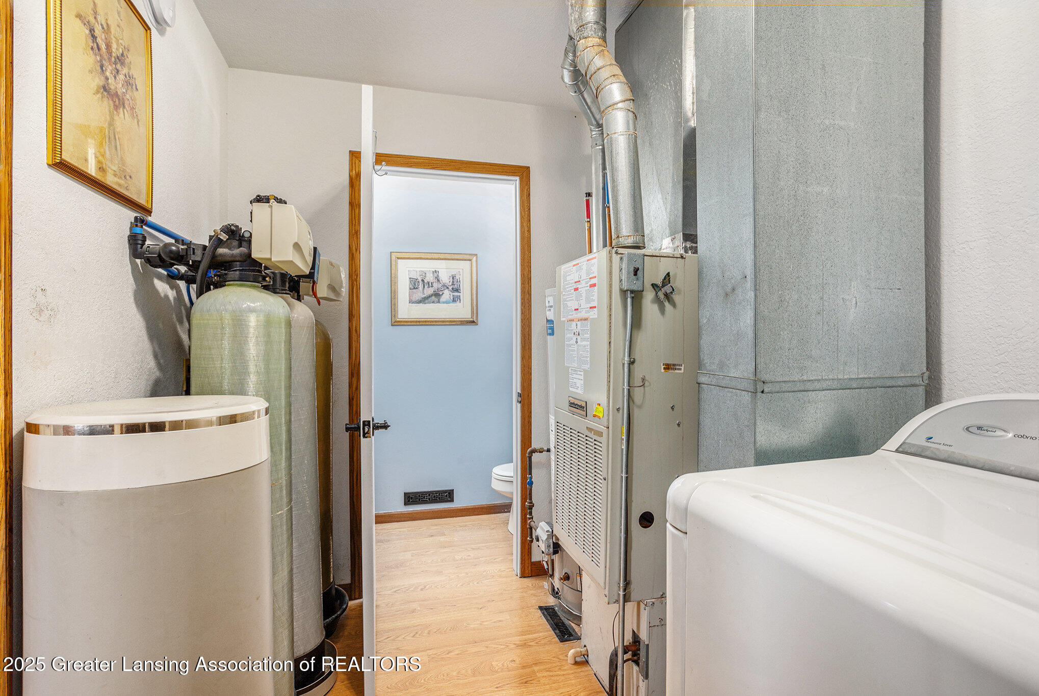 Shepherd, Michigan 48883, United States, 3 Bedrooms Bedrooms, ,3 BathroomsBathrooms,Residential,Active,96545