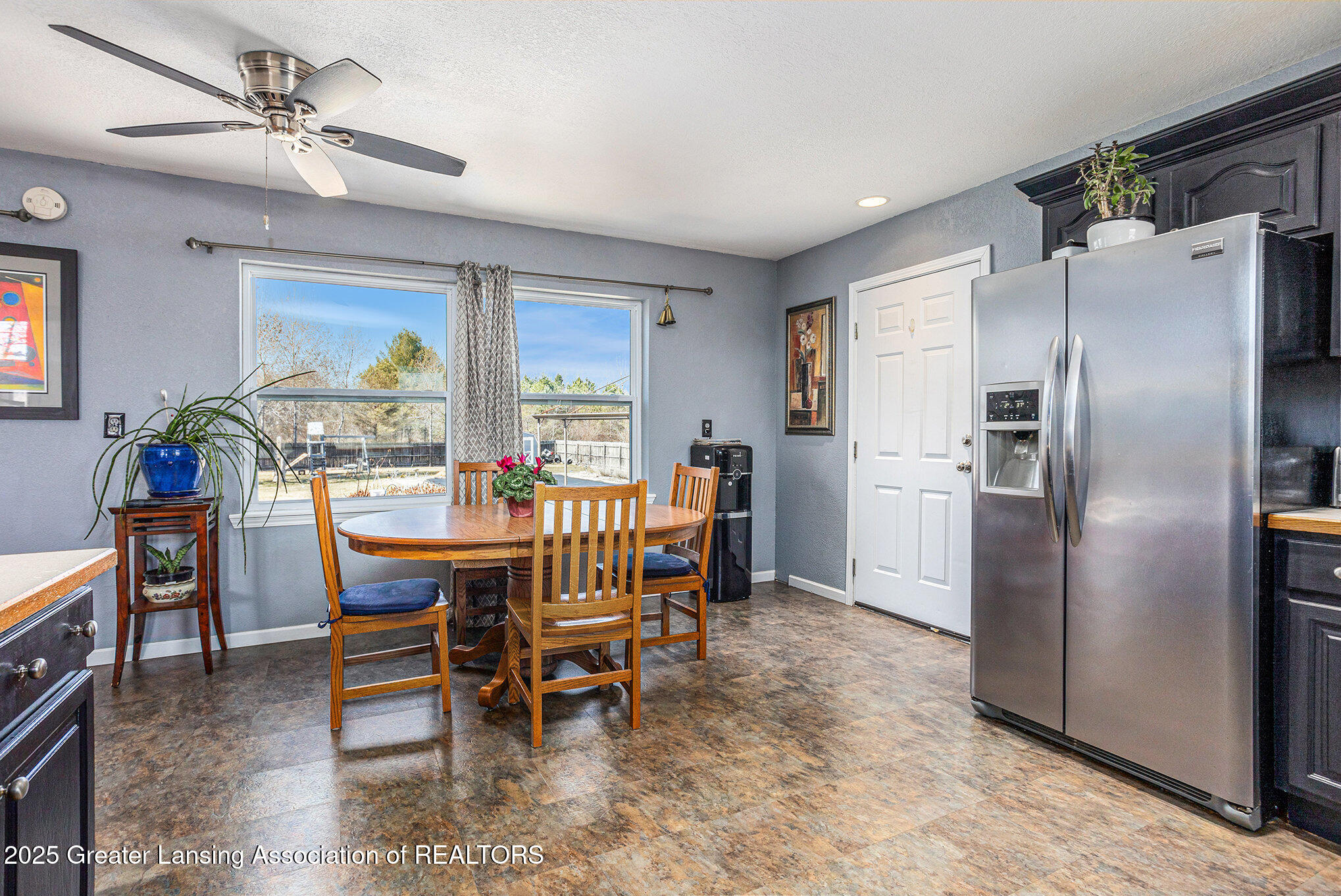 Shepherd, Michigan 48883, United States, 3 Bedrooms Bedrooms, ,3 BathroomsBathrooms,Residential,Active,96545