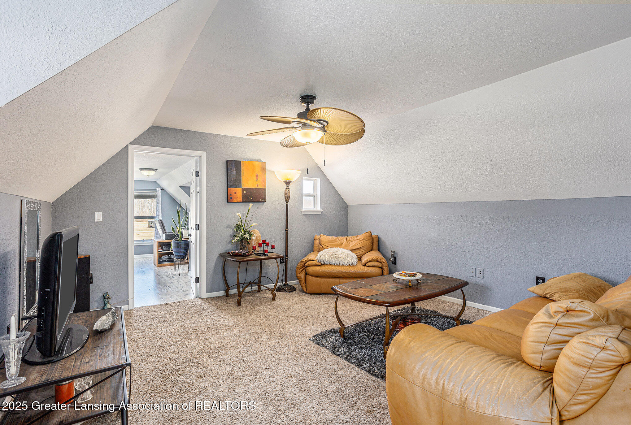 Shepherd, Michigan 48883, United States, 3 Bedrooms Bedrooms, ,3 BathroomsBathrooms,Residential,Active,96545