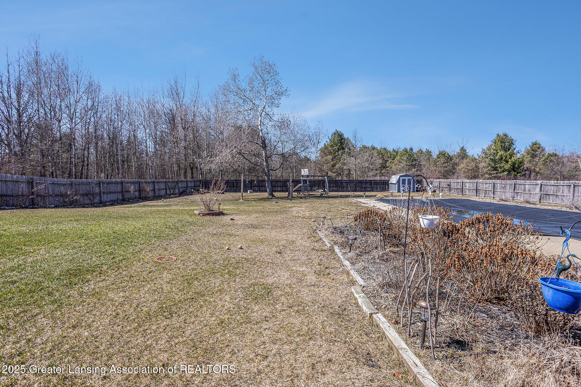 Shepherd, Michigan 48883, United States, 3 Bedrooms Bedrooms, ,3 BathroomsBathrooms,Residential,Active,96545