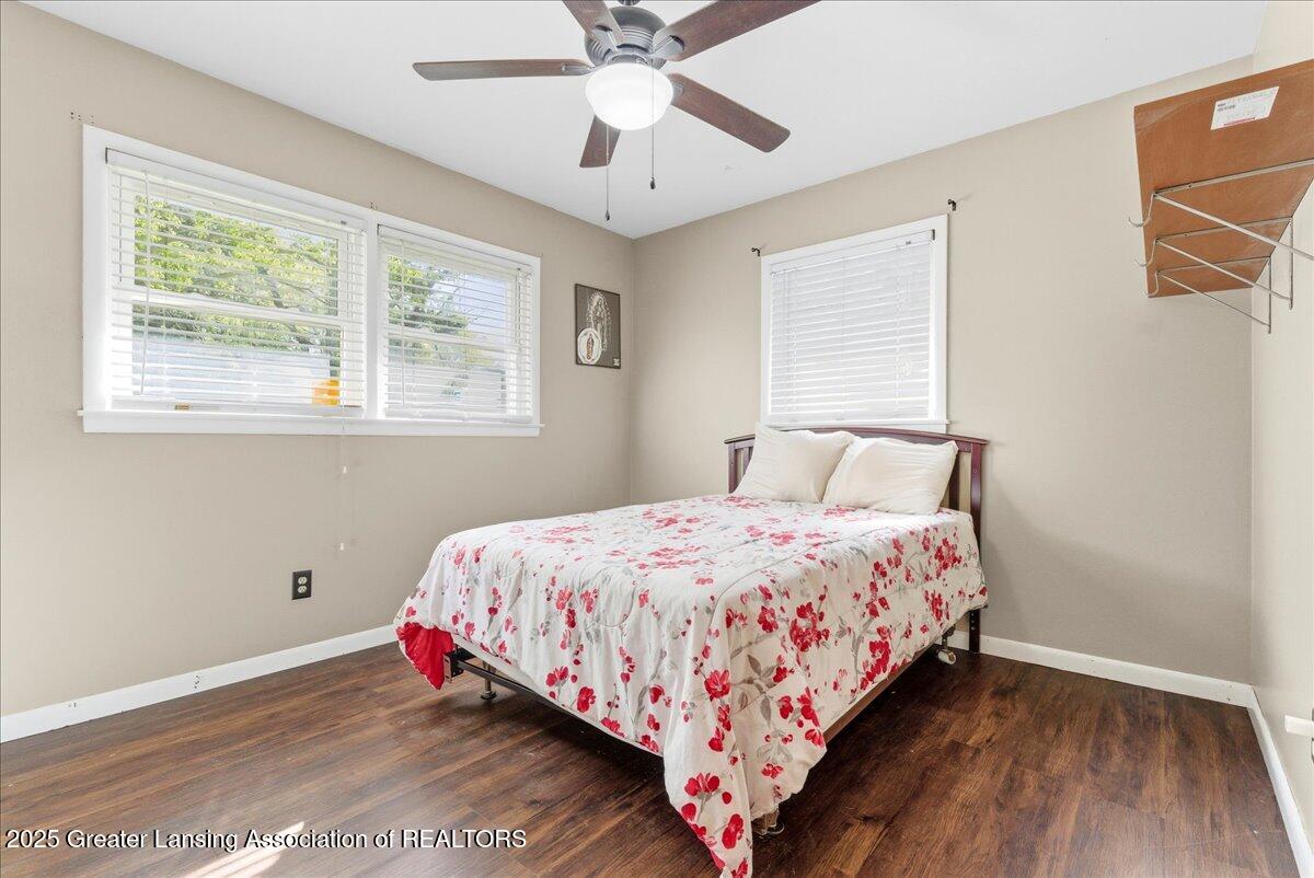 Lansing, Michigan 48910, United States, 3 Bedrooms Bedrooms, ,1 BathroomBathrooms,Residential,Active,225019