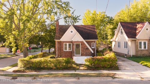 Photo for 1446 E Oakland Avenue