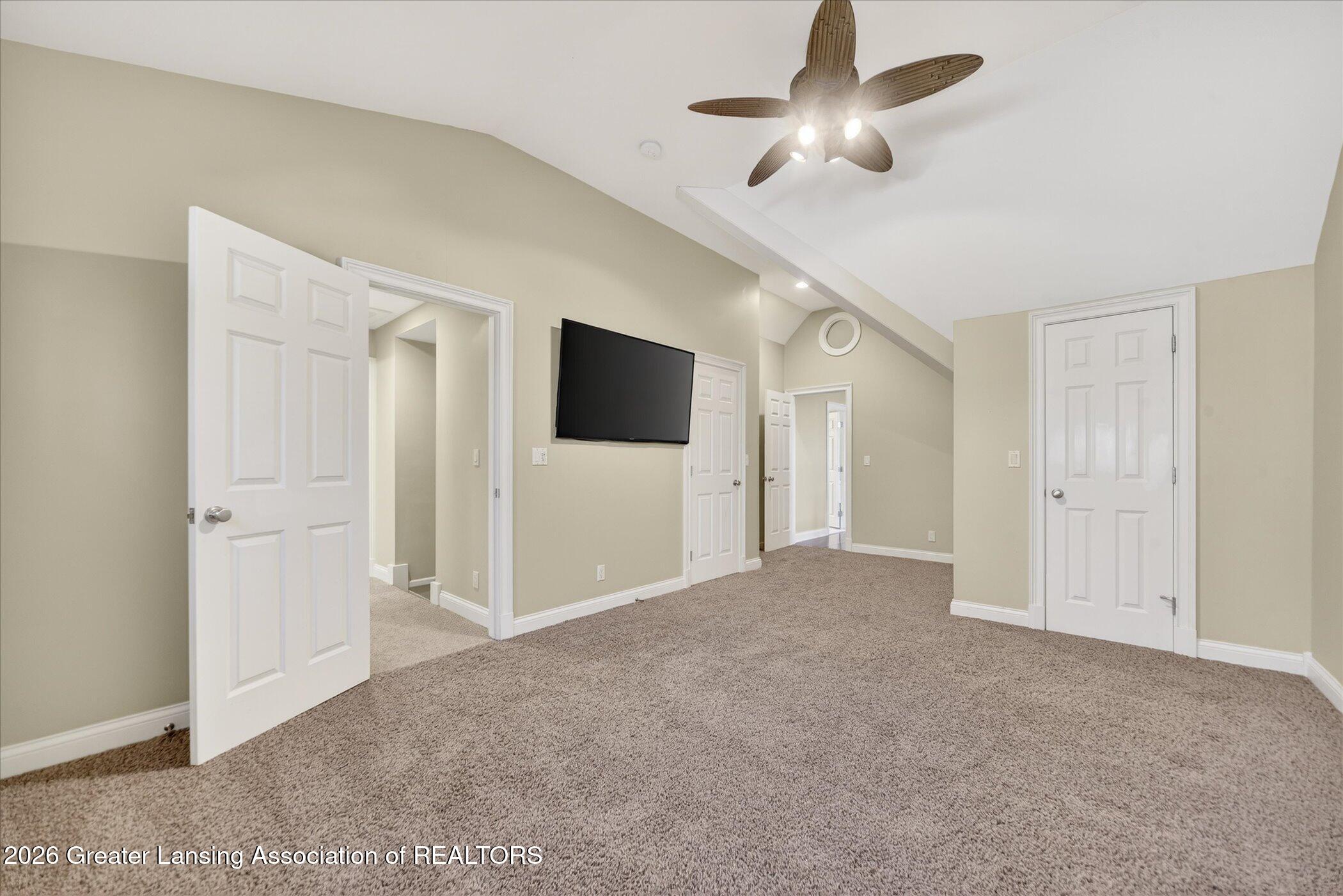 Lansing, Michigan, 48911, United States, 5 Bedrooms Bedrooms, ,5 BathroomsBathrooms,Residential,Active,2027073