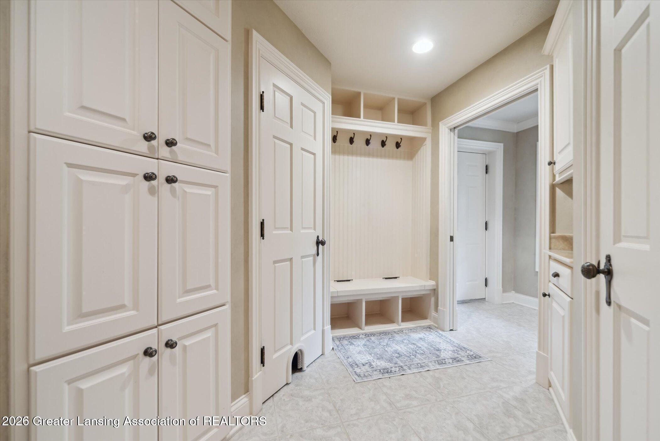 Lansing, Michigan, 48911, United States, 5 Bedrooms Bedrooms, ,5 BathroomsBathrooms,Residential,Active,2027073