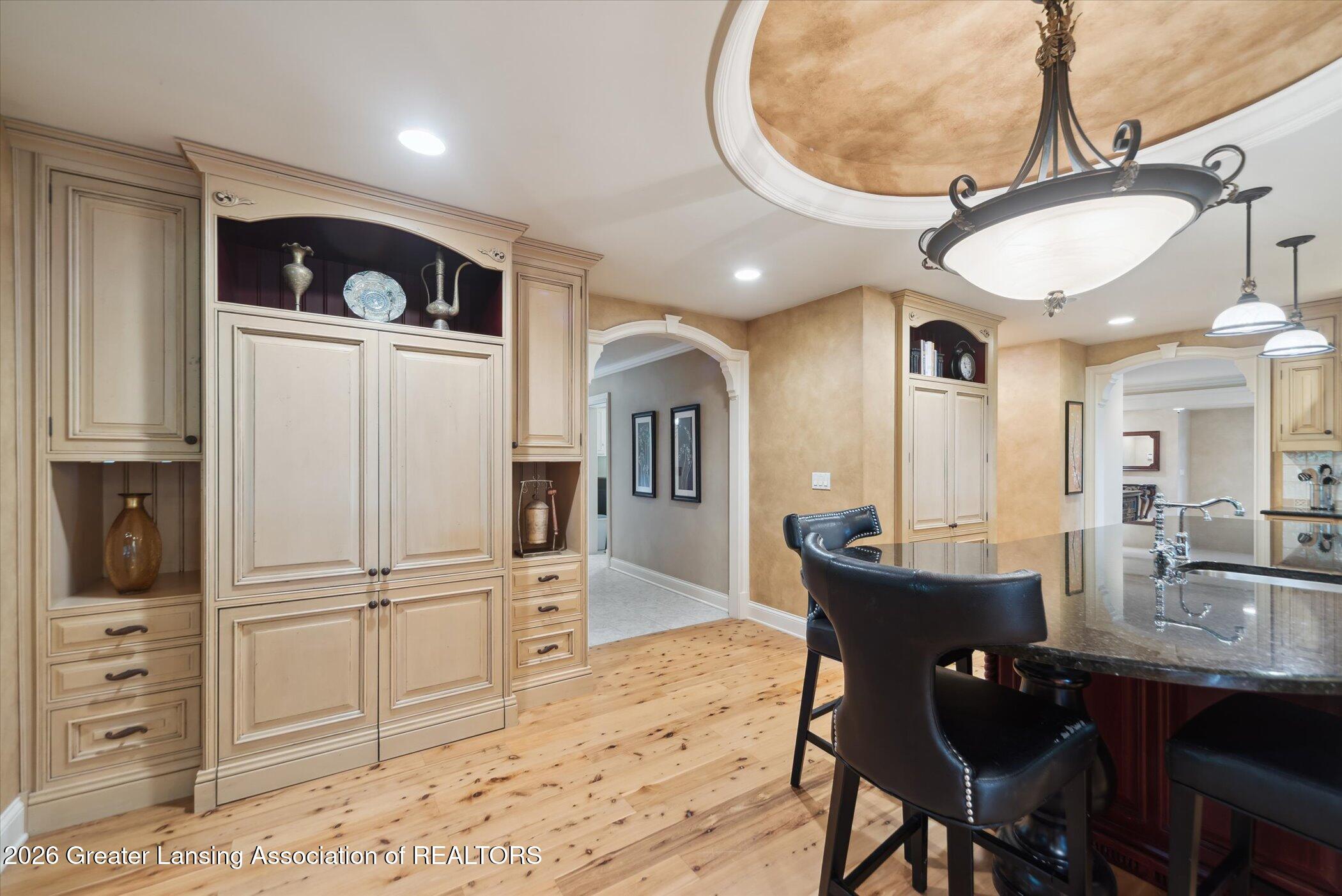 Lansing, Michigan, 48911, United States, 5 Bedrooms Bedrooms, ,5 BathroomsBathrooms,Residential,Active,2027073