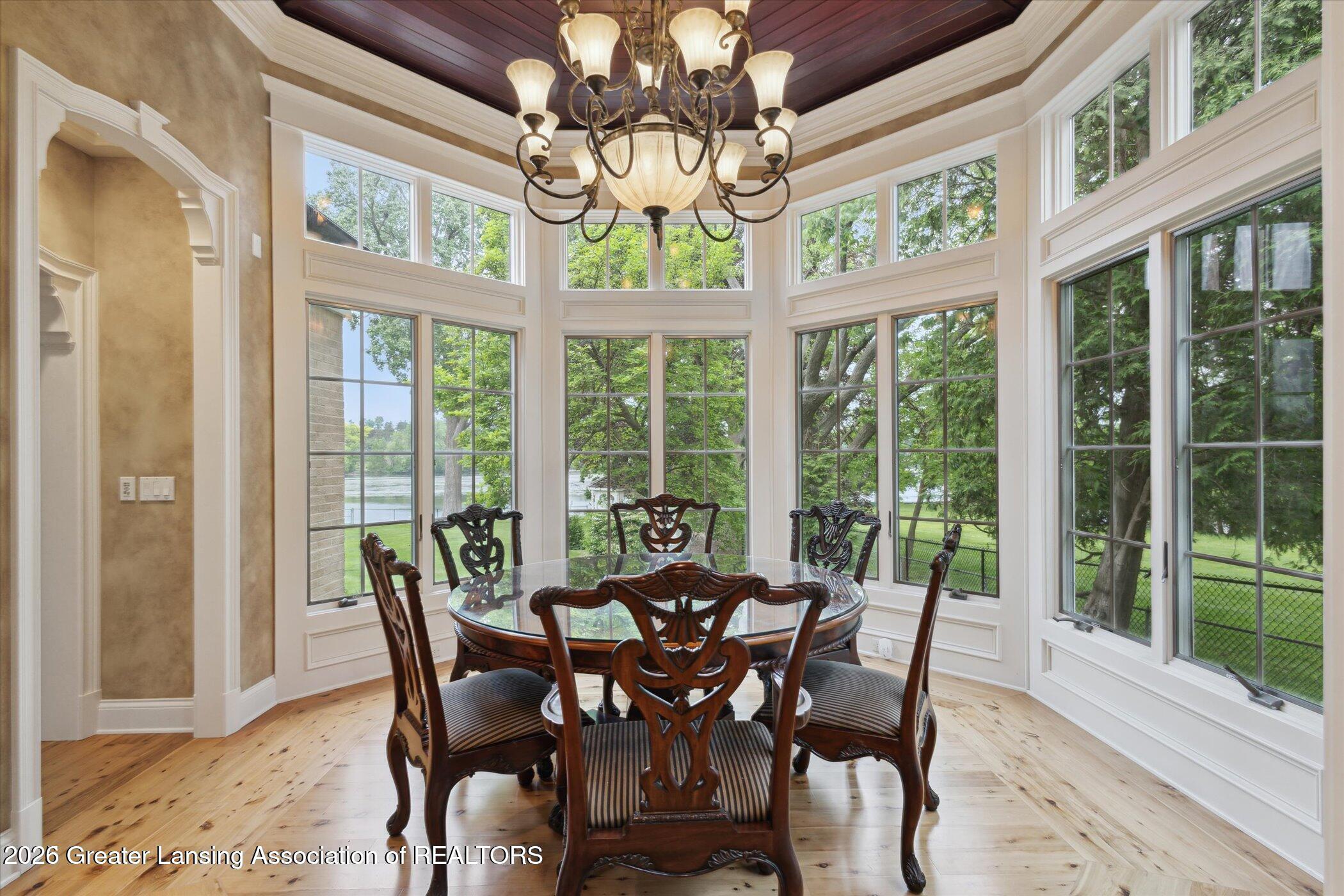 Lansing, Michigan, 48911, United States, 5 Bedrooms Bedrooms, ,5 BathroomsBathrooms,Residential,Active,2027073