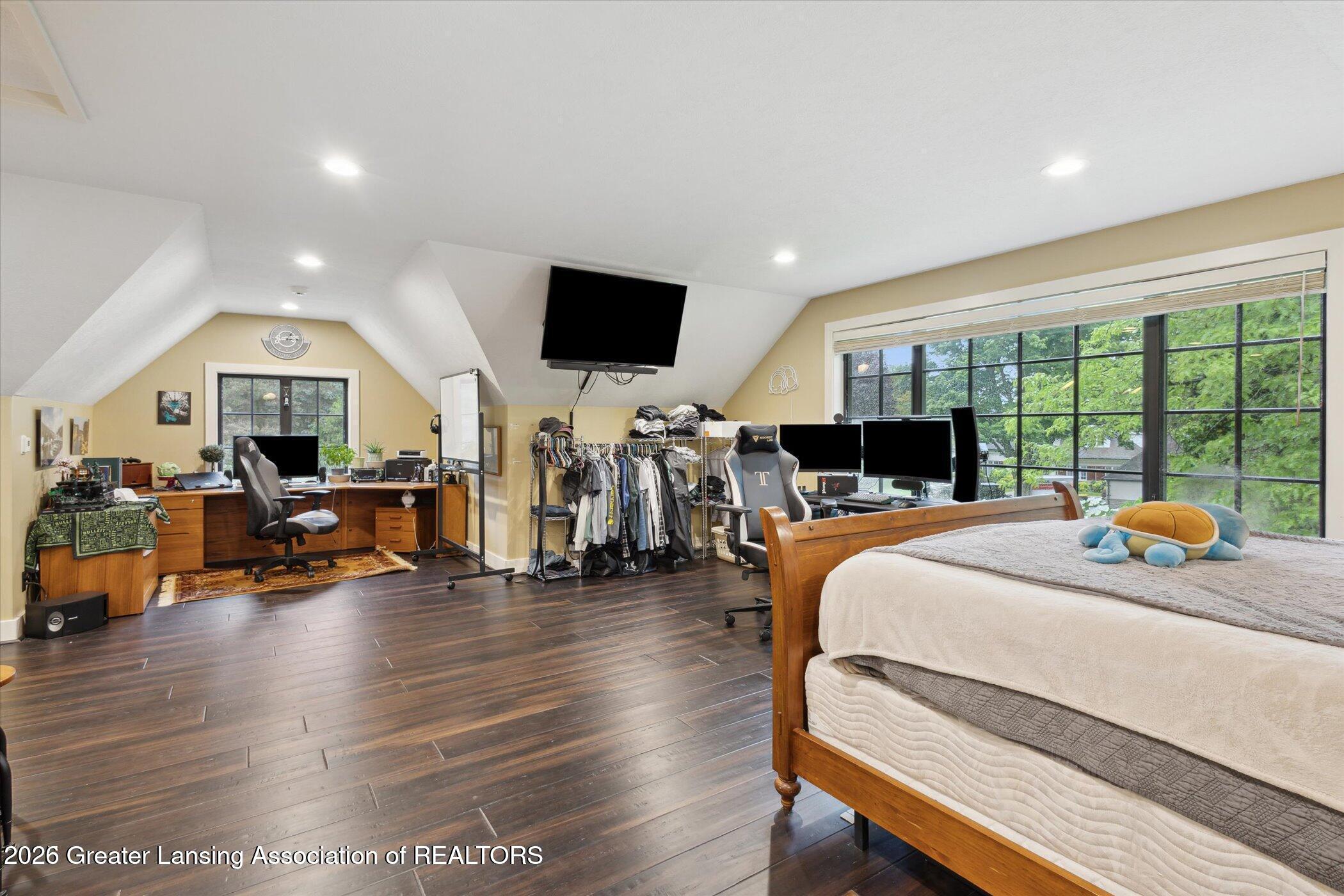 Lansing, Michigan, 48911, United States, 5 Bedrooms Bedrooms, ,5 BathroomsBathrooms,Residential,Active,2027073
