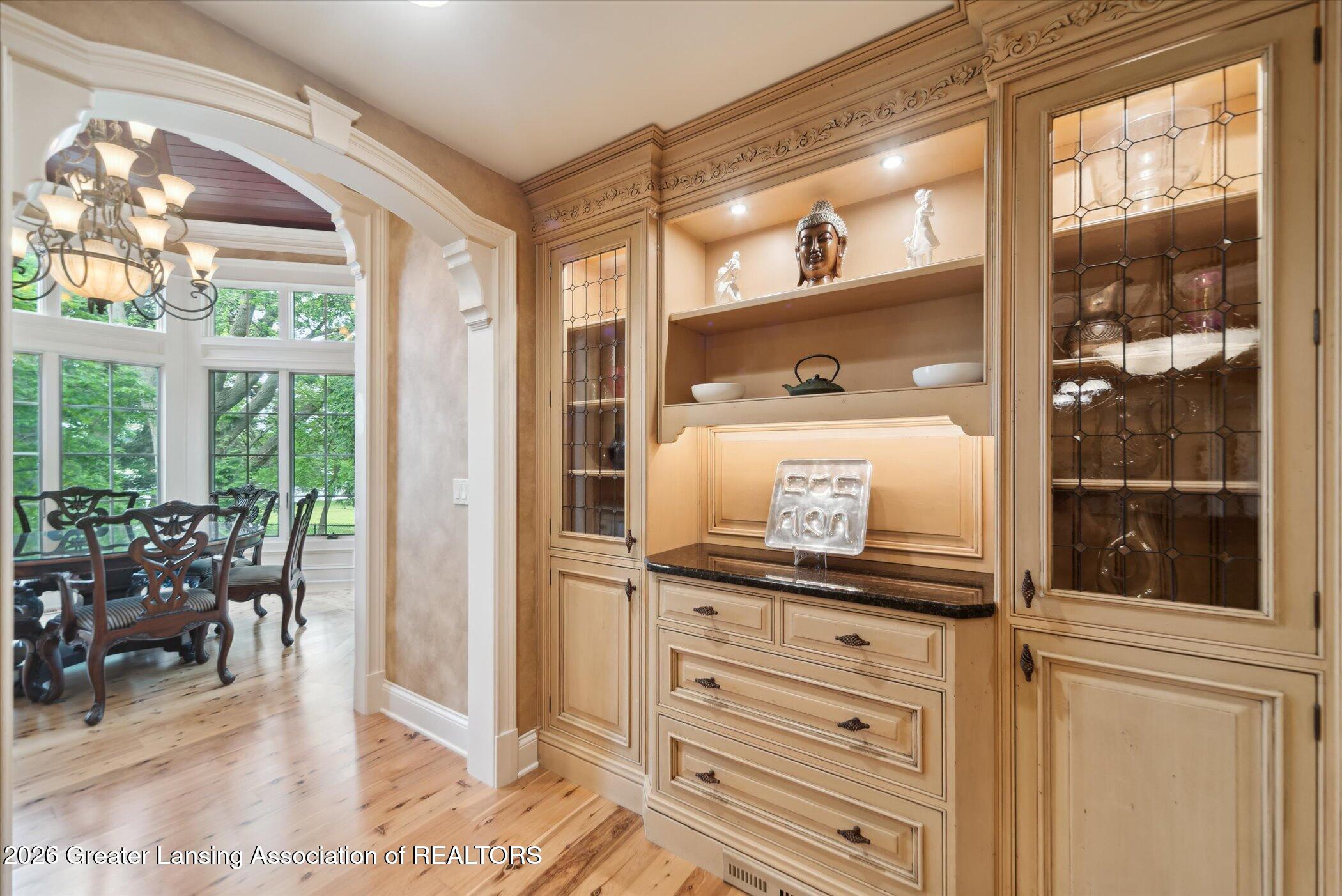 Lansing, Michigan, 48911, United States, 5 Bedrooms Bedrooms, ,5 BathroomsBathrooms,Residential,Active,2027073