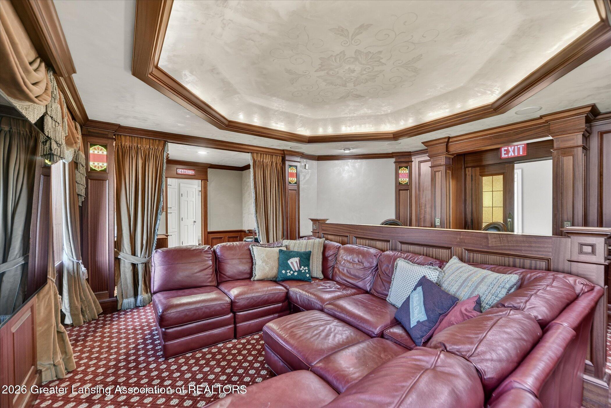 Lansing, Michigan, 48911, United States, 5 Bedrooms Bedrooms, ,5 BathroomsBathrooms,Residential,Active,2027073