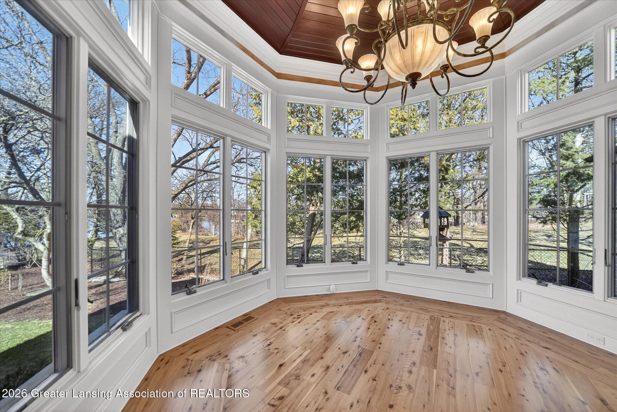 Lansing, Michigan, 48911, United States, 5 Bedrooms Bedrooms, ,5 BathroomsBathrooms,Residential,Active,2027073