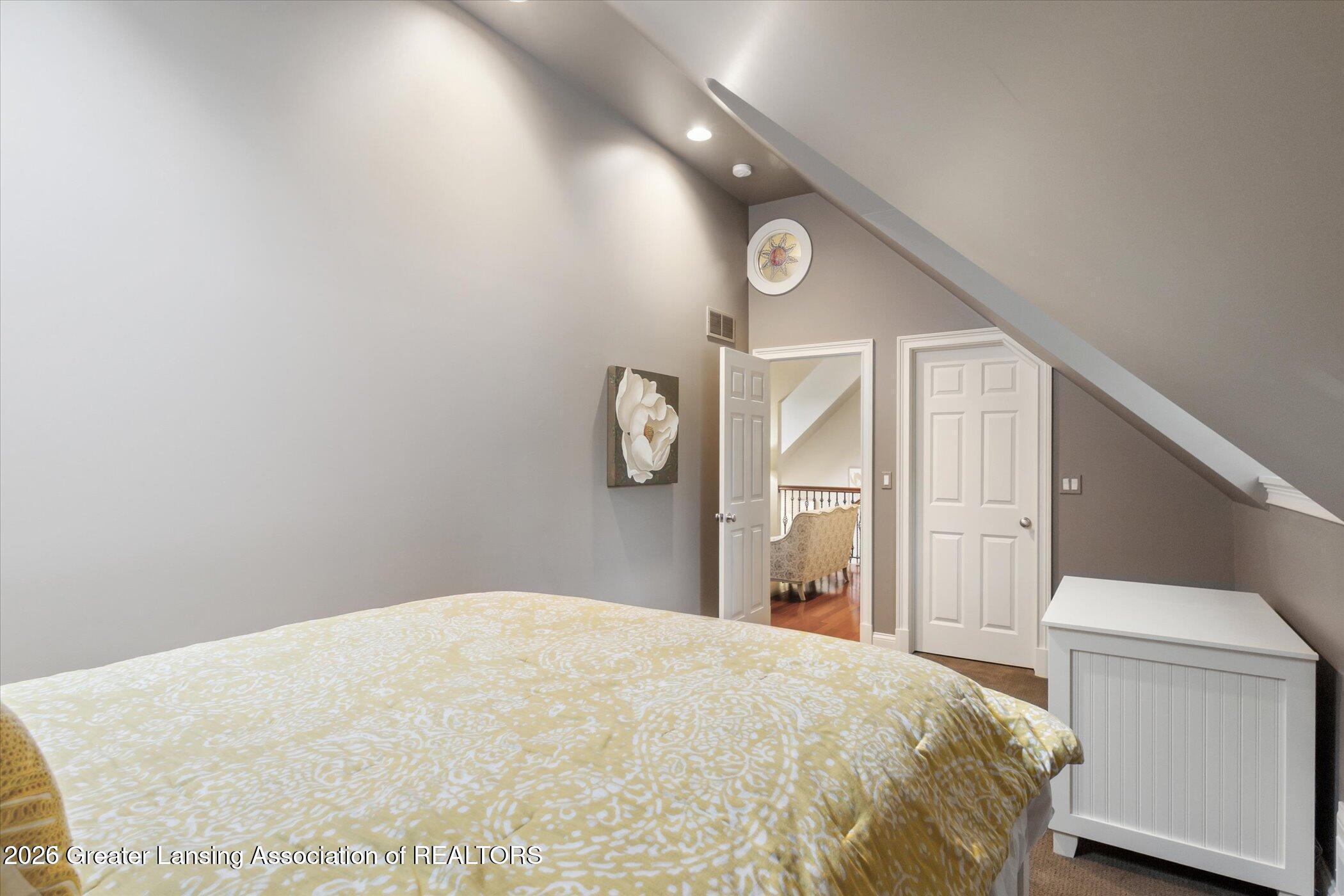Lansing, Michigan, 48911, United States, 5 Bedrooms Bedrooms, ,5 BathroomsBathrooms,Residential,Active,2027073