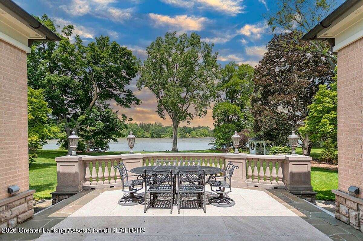 Lansing, Michigan, 48911, United States, 5 Bedrooms Bedrooms, ,5 BathroomsBathrooms,Residential,Active,2027073