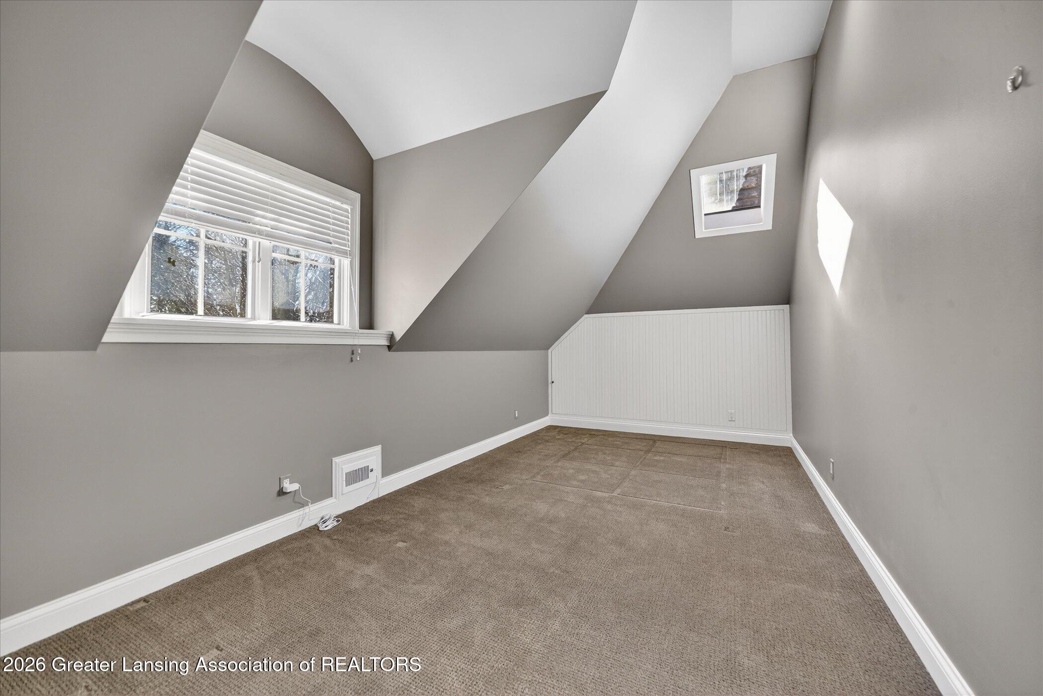 Lansing, Michigan, 48911, United States, 5 Bedrooms Bedrooms, ,5 BathroomsBathrooms,Residential,Active,2027073
