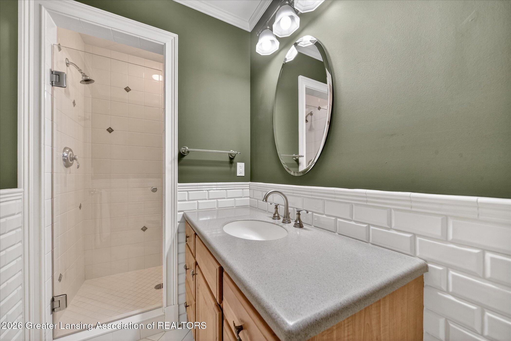 Lansing, Michigan, 48911, United States, 5 Bedrooms Bedrooms, ,5 BathroomsBathrooms,Residential,Active,2027073