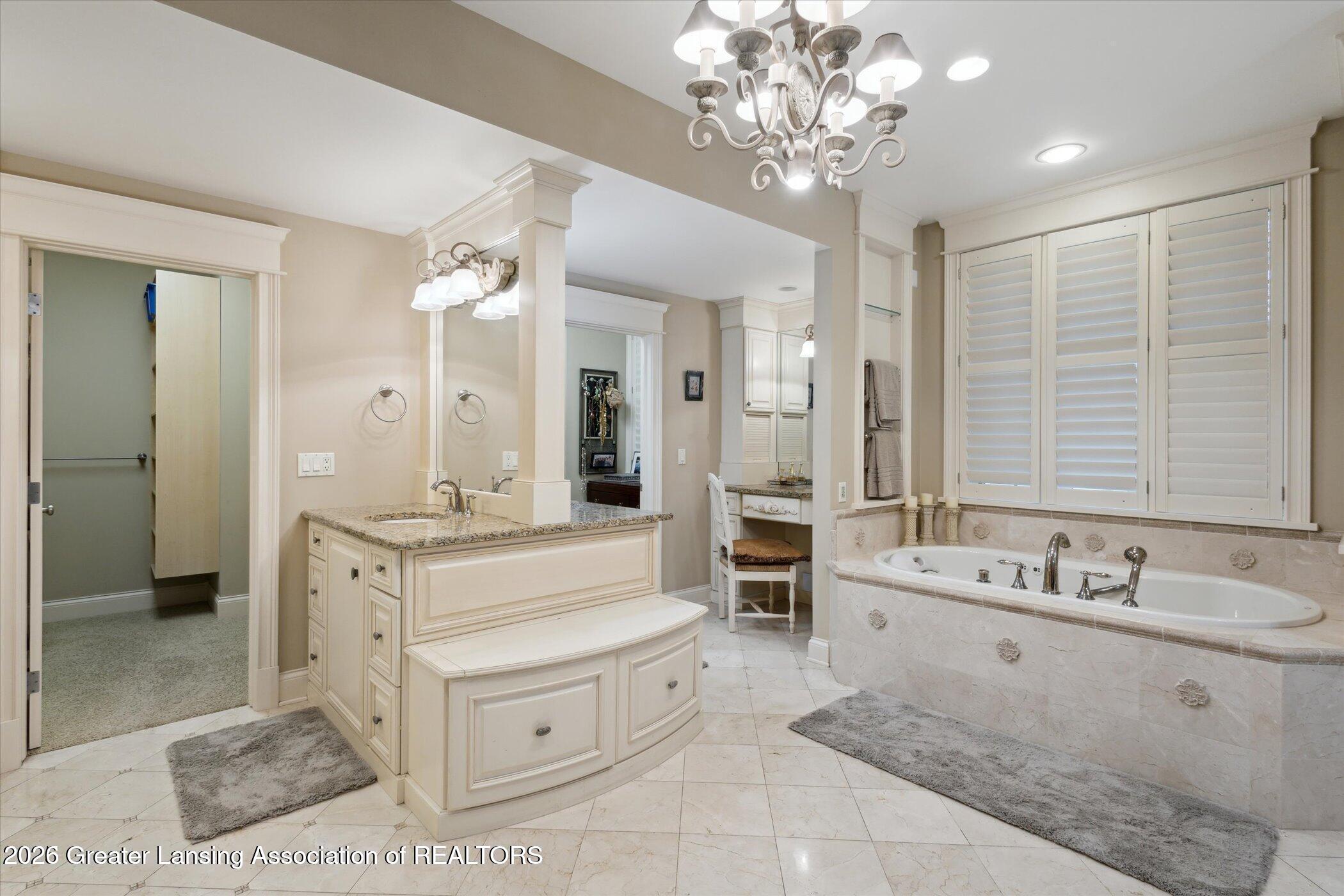 Lansing, Michigan, 48911, United States, 5 Bedrooms Bedrooms, ,5 BathroomsBathrooms,Residential,Active,2027073