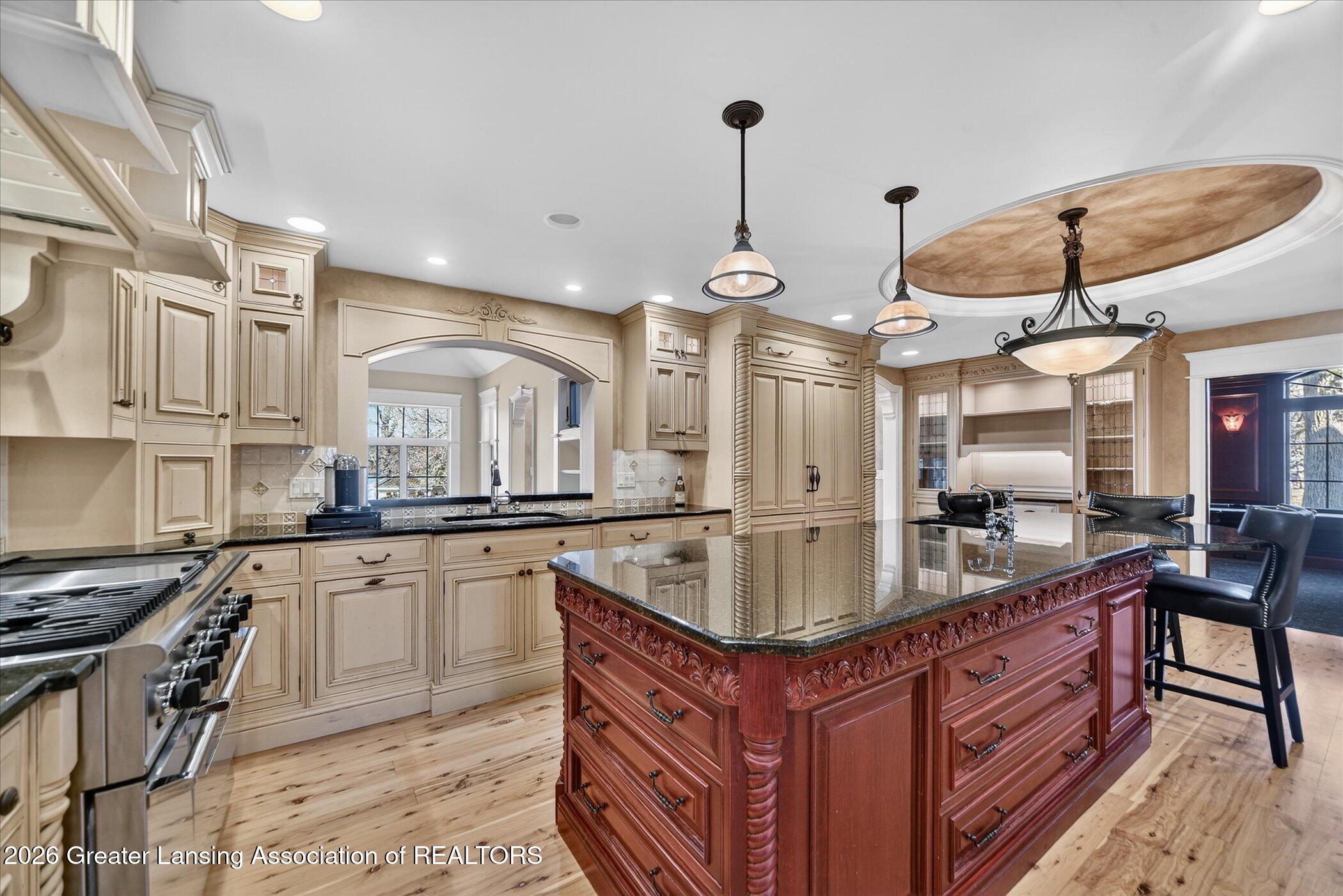 Lansing, Michigan, 48911, United States, 5 Bedrooms Bedrooms, ,5 BathroomsBathrooms,Residential,Active,2027073