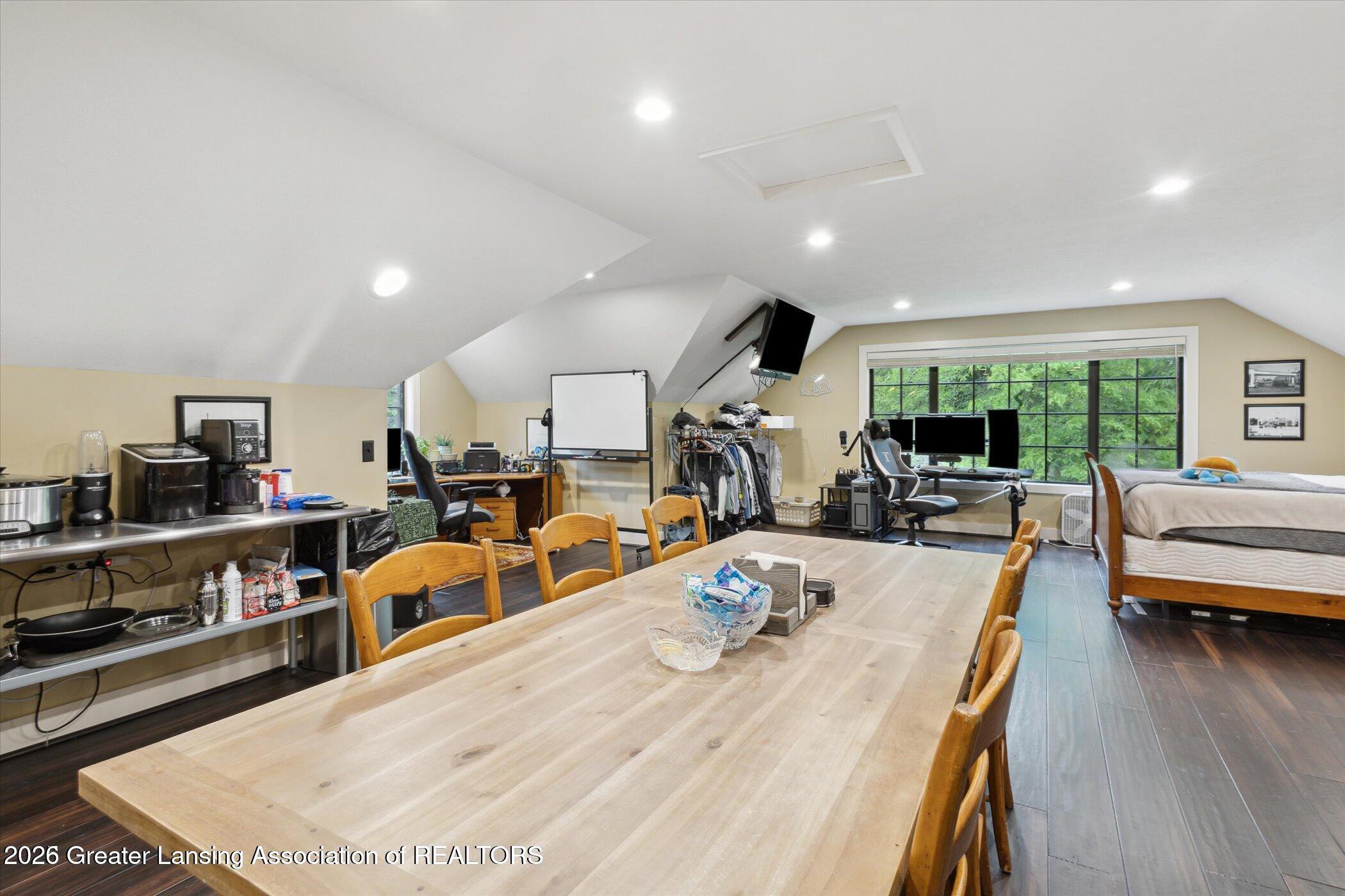 Lansing, Michigan, 48911, United States, 5 Bedrooms Bedrooms, ,5 BathroomsBathrooms,Residential,Active,2027073