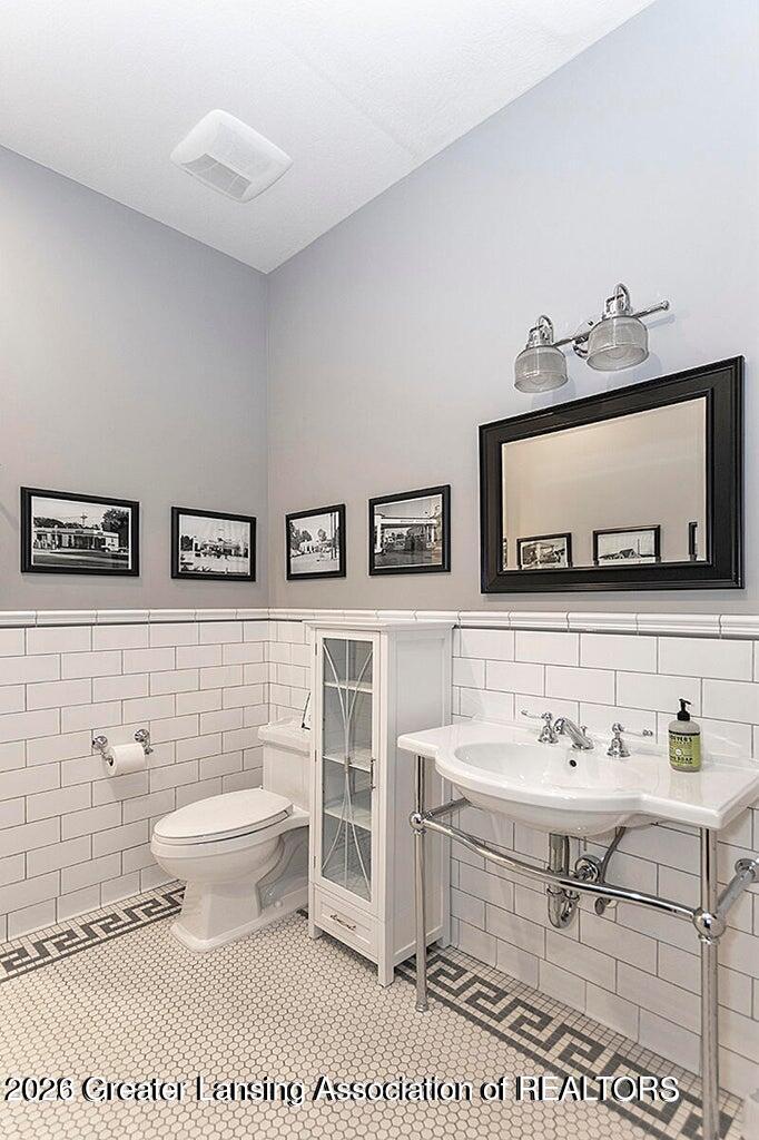 Lansing, Michigan, 48911, United States, 5 Bedrooms Bedrooms, ,5 BathroomsBathrooms,Residential,Active,2027073
