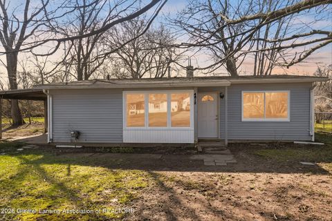 4812 Delbrook Avenue Lansing MI 48910