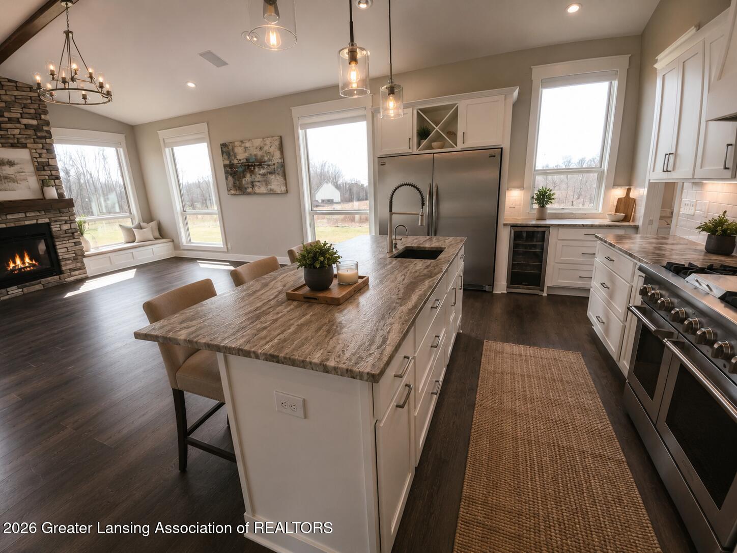 278 E Haslett
