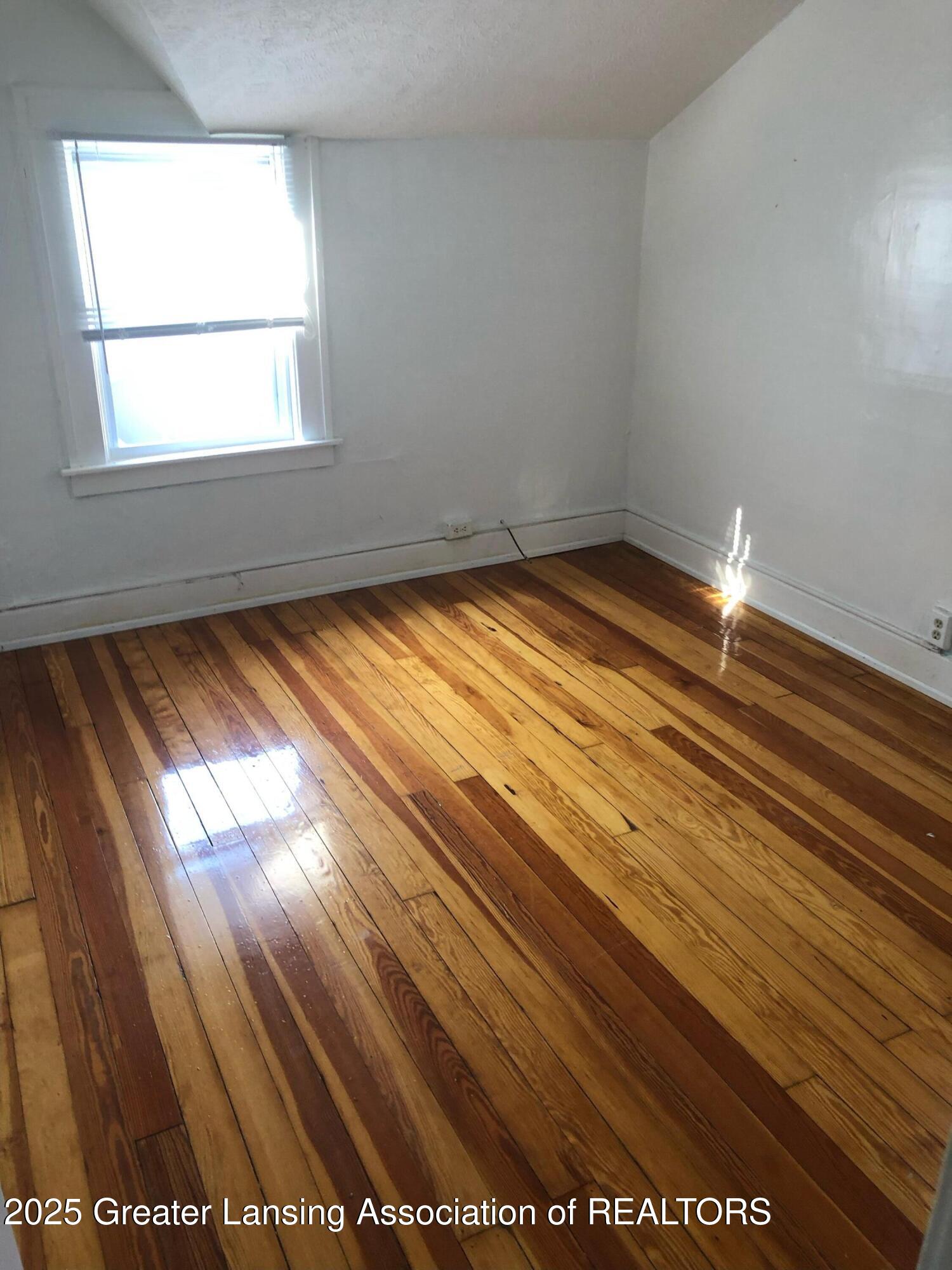 Lansing, Michigan 48933, United States, ,2 BathroomsBathrooms,Residential,Active,227461