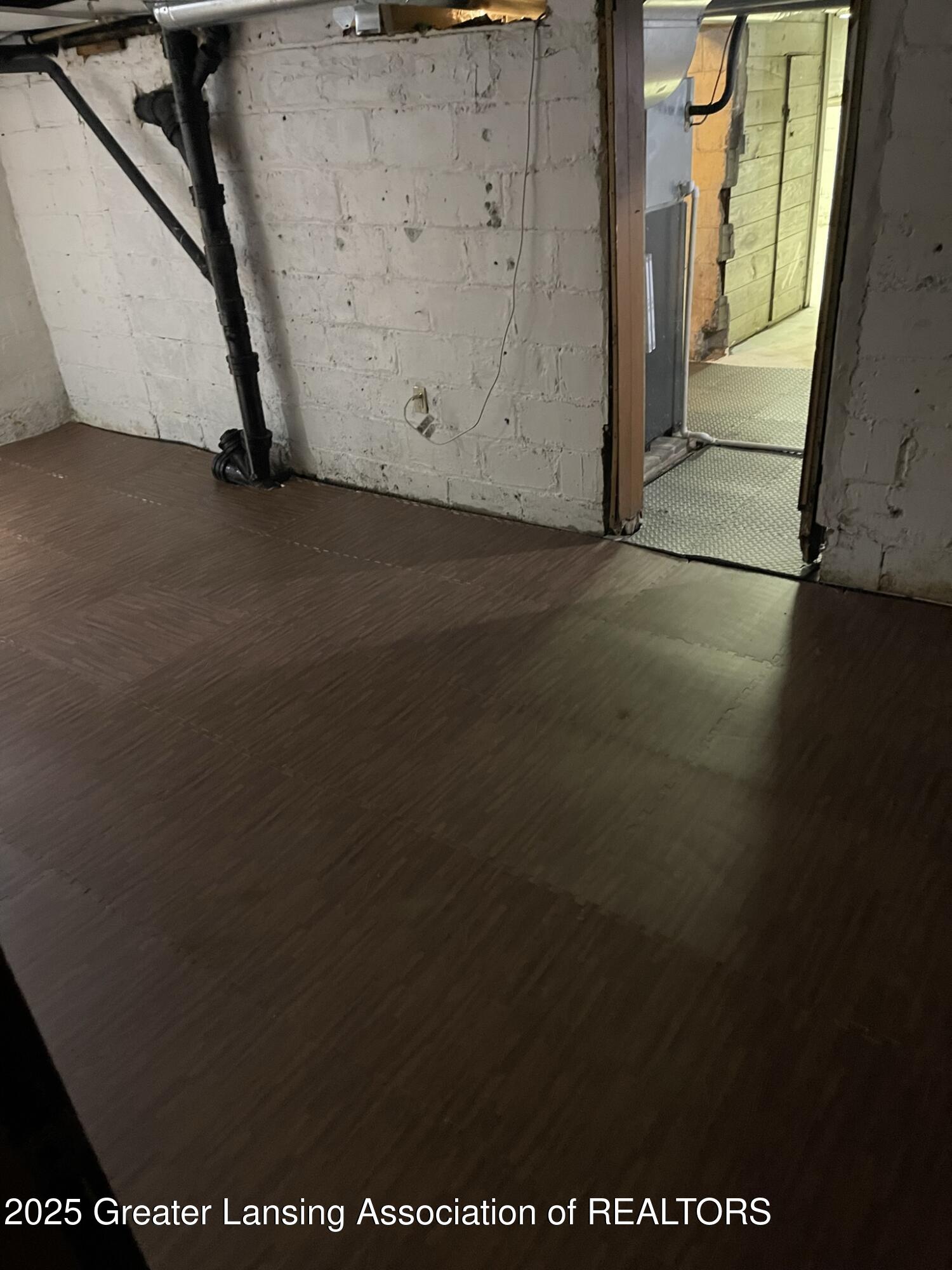 Lansing, Michigan 48933, United States, ,2 BathroomsBathrooms,Residential,Active,227461