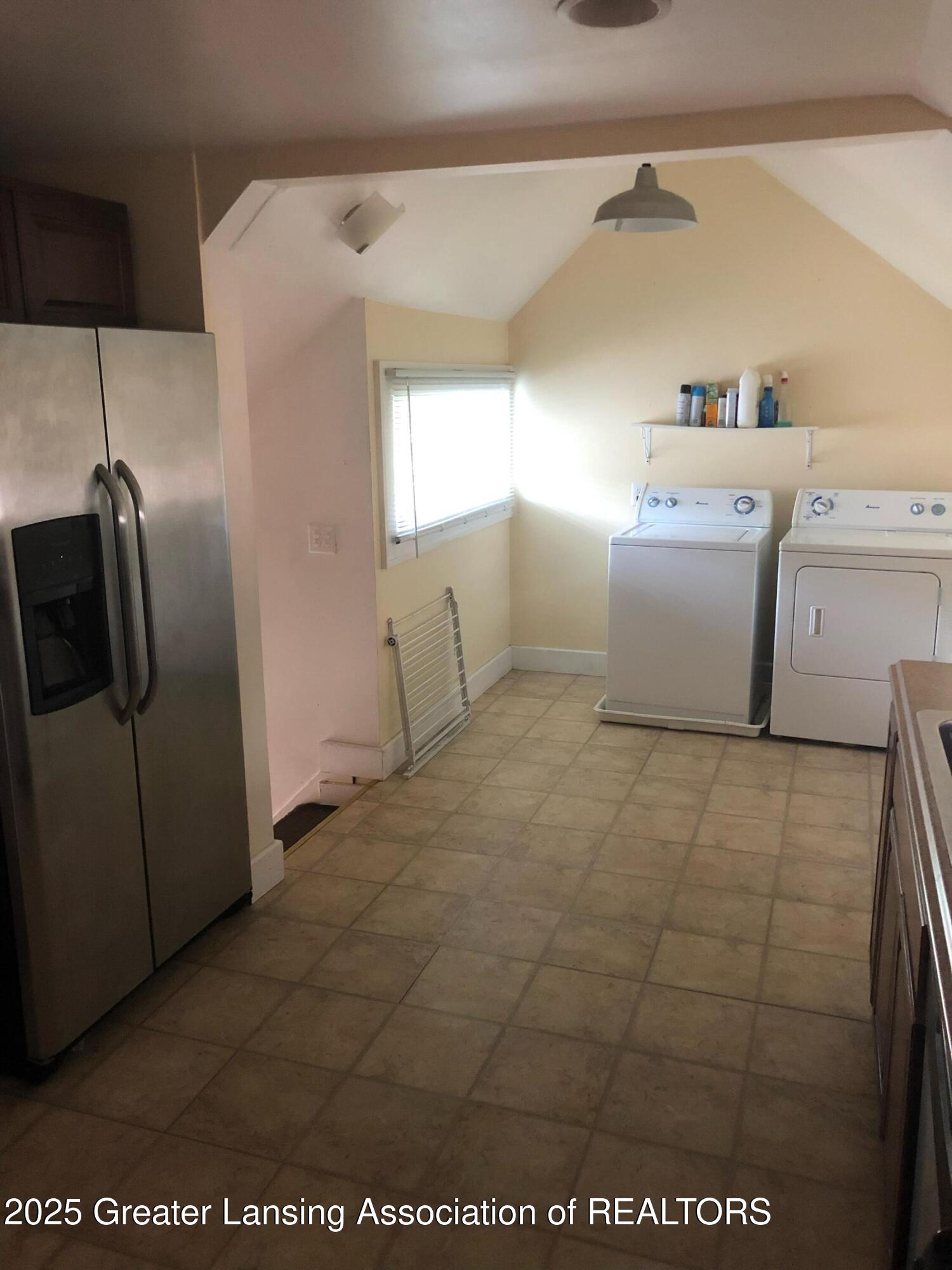 Lansing, Michigan 48933, United States, ,2 BathroomsBathrooms,Residential,Active,227461