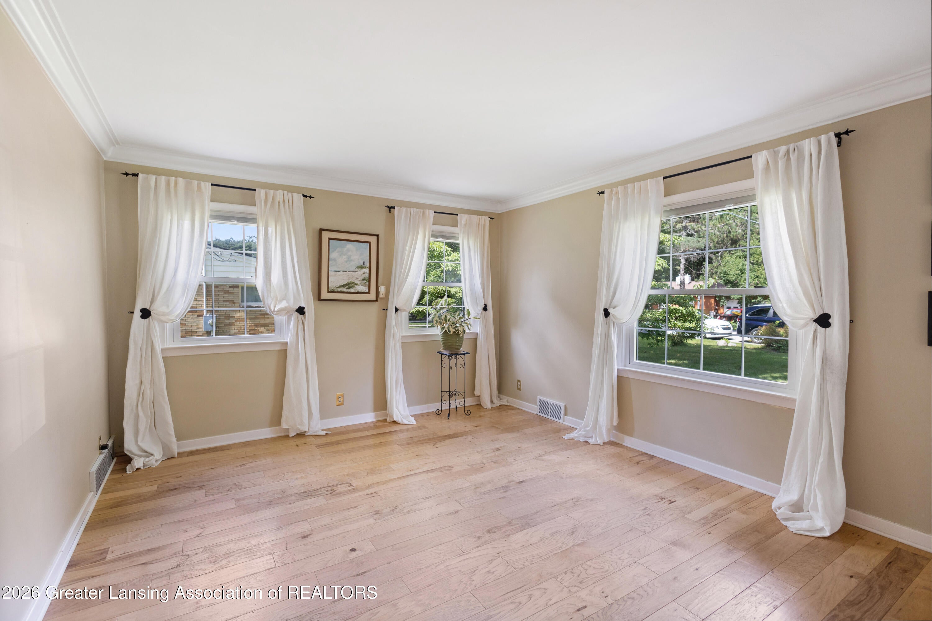 2369 Seminole Drive