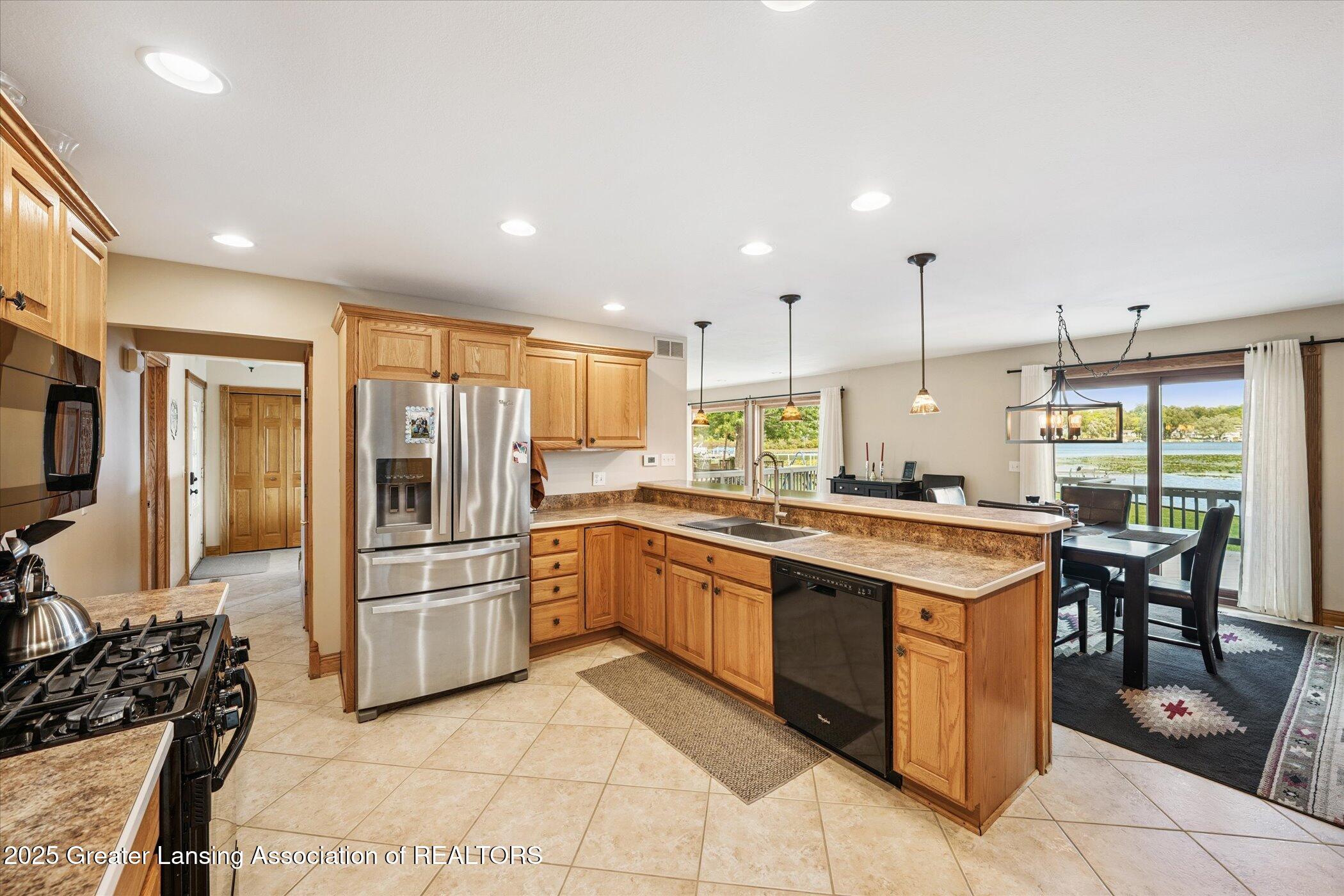 Onsted, Michigan 49265, United States, 4 Bedrooms Bedrooms, ,3 BathroomsBathrooms,Residential,Active,206120