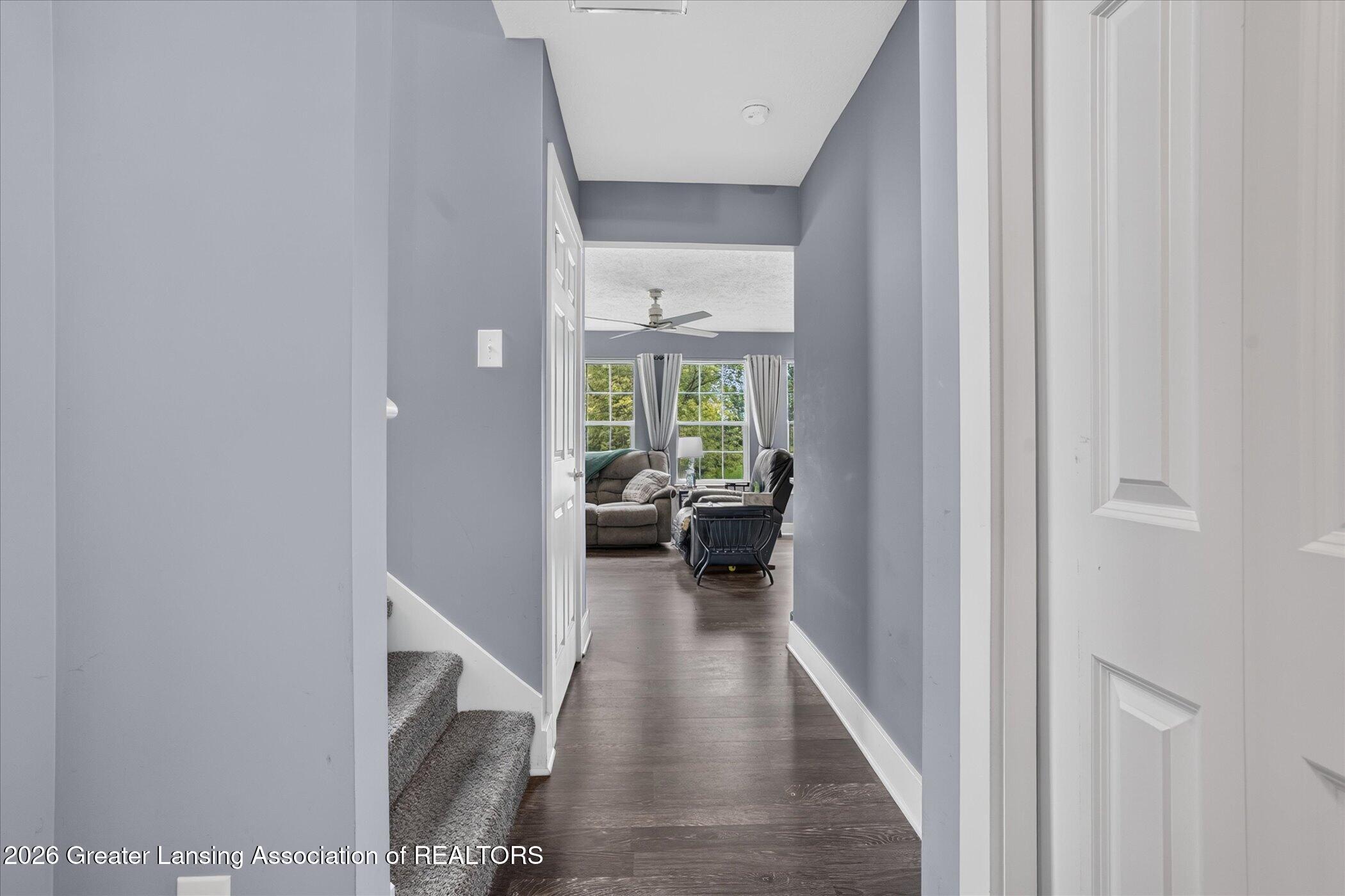 3835 Thorncrest Drive - Photo 3
