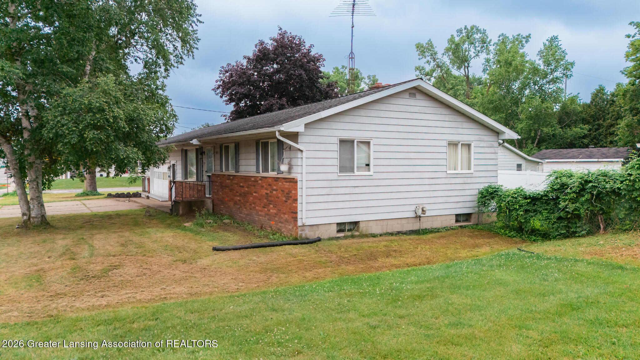 205 N Gould Street - Photo 3