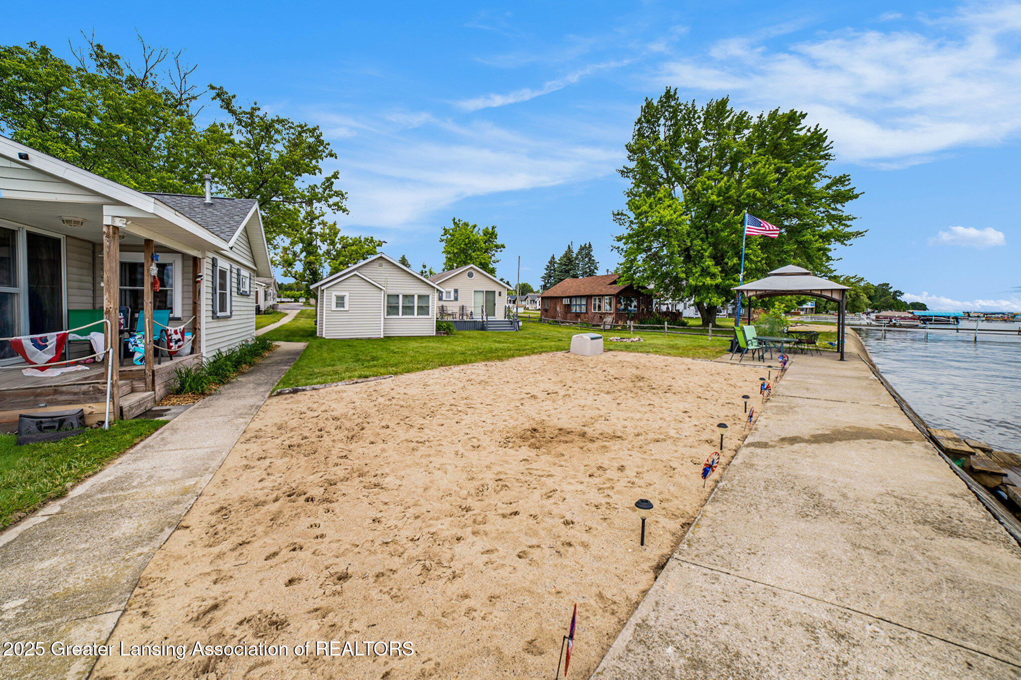 Houghton Lake, Michigan 48629, United States, 2 Bedrooms Bedrooms, ,1 BathroomBathrooms,Residential,Active,161939