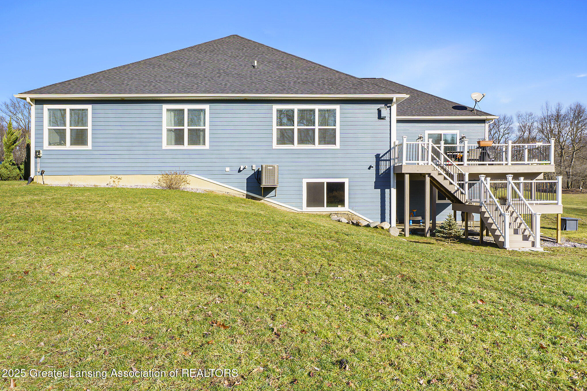 Bath, Michigan 48808, United States, 5 Bedrooms Bedrooms, ,4 BathroomsBathrooms,Residential,Active,83688